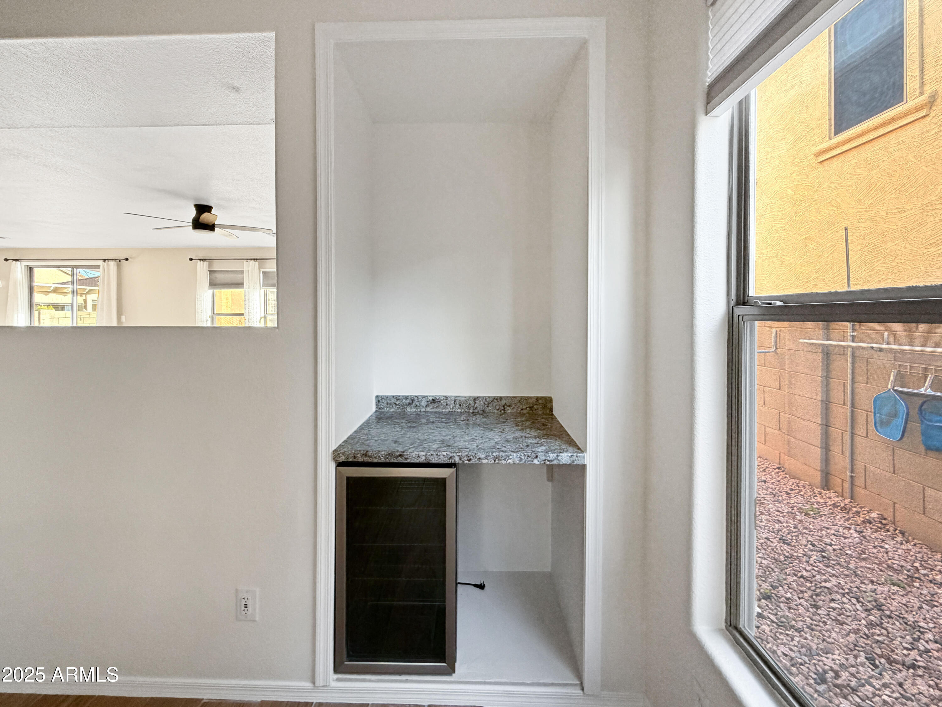 45765 W STARLIGHT Drive