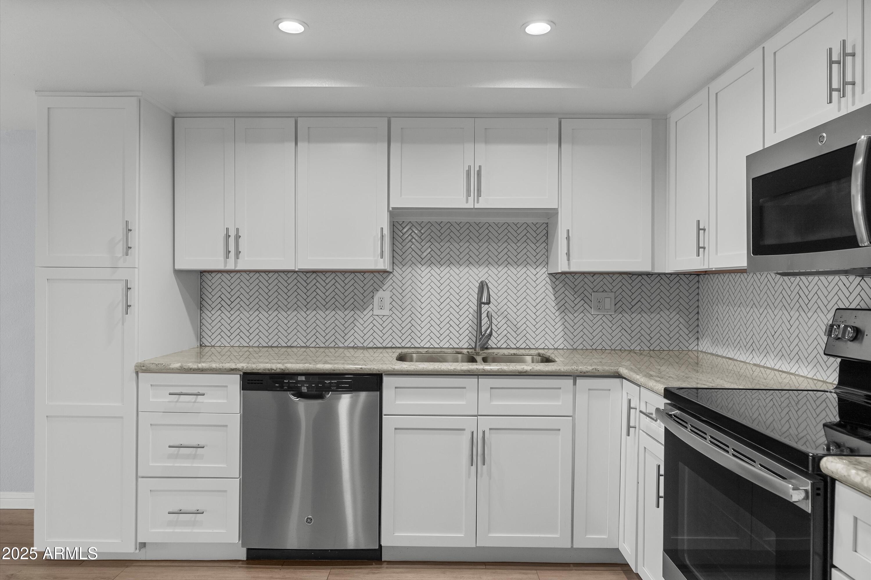 7950 E CAMELBACK Road 404