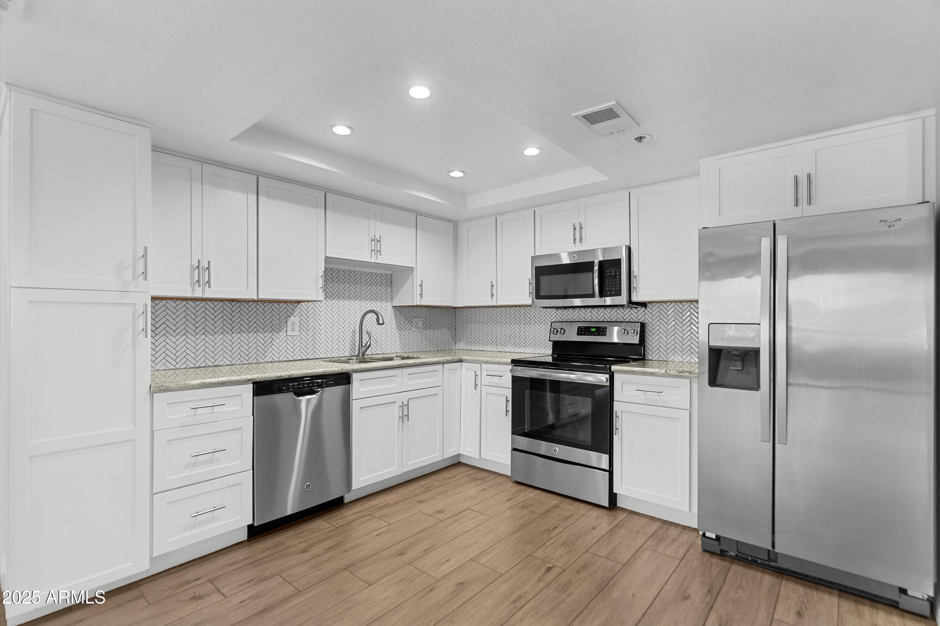 7950 E CAMELBACK Road 404