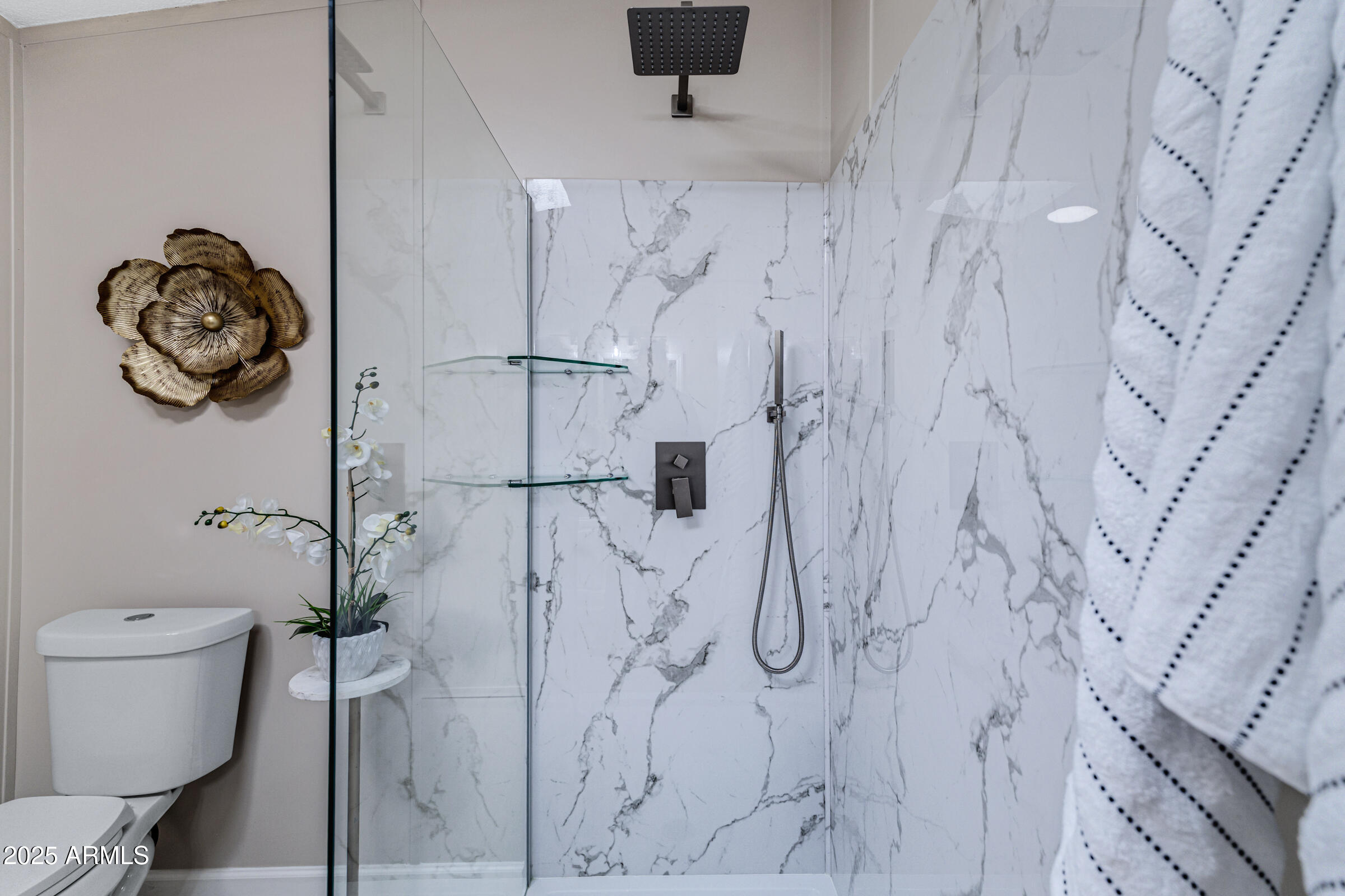 834 S MERIDIAN Road 81