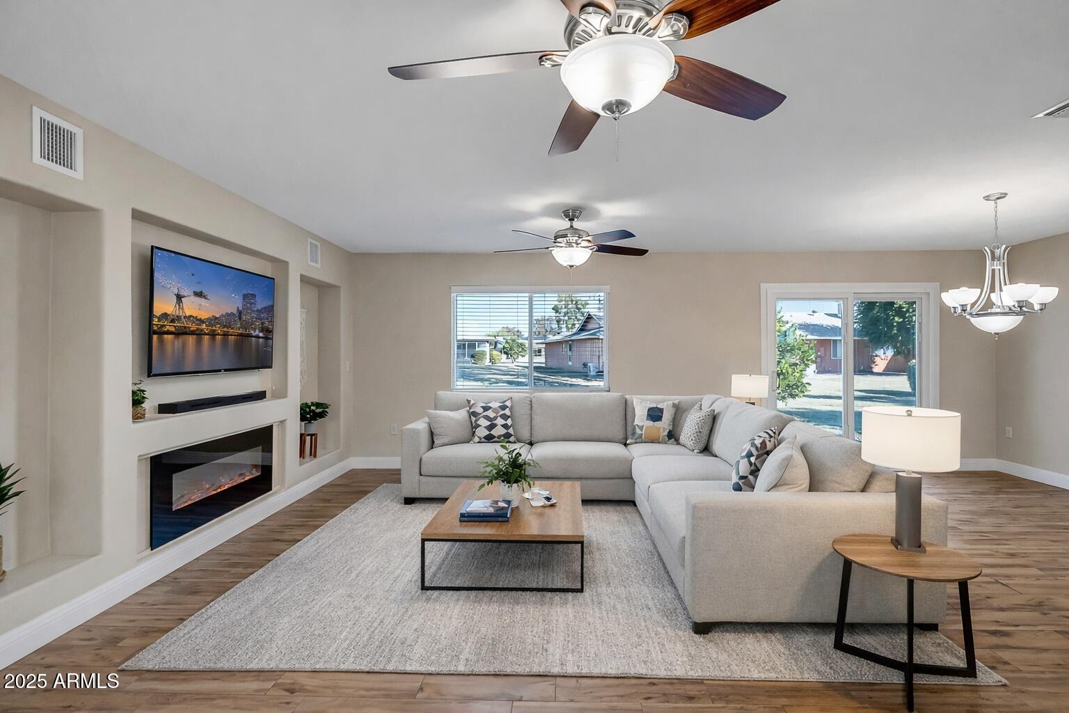 14617 N BOSWELL Boulevard