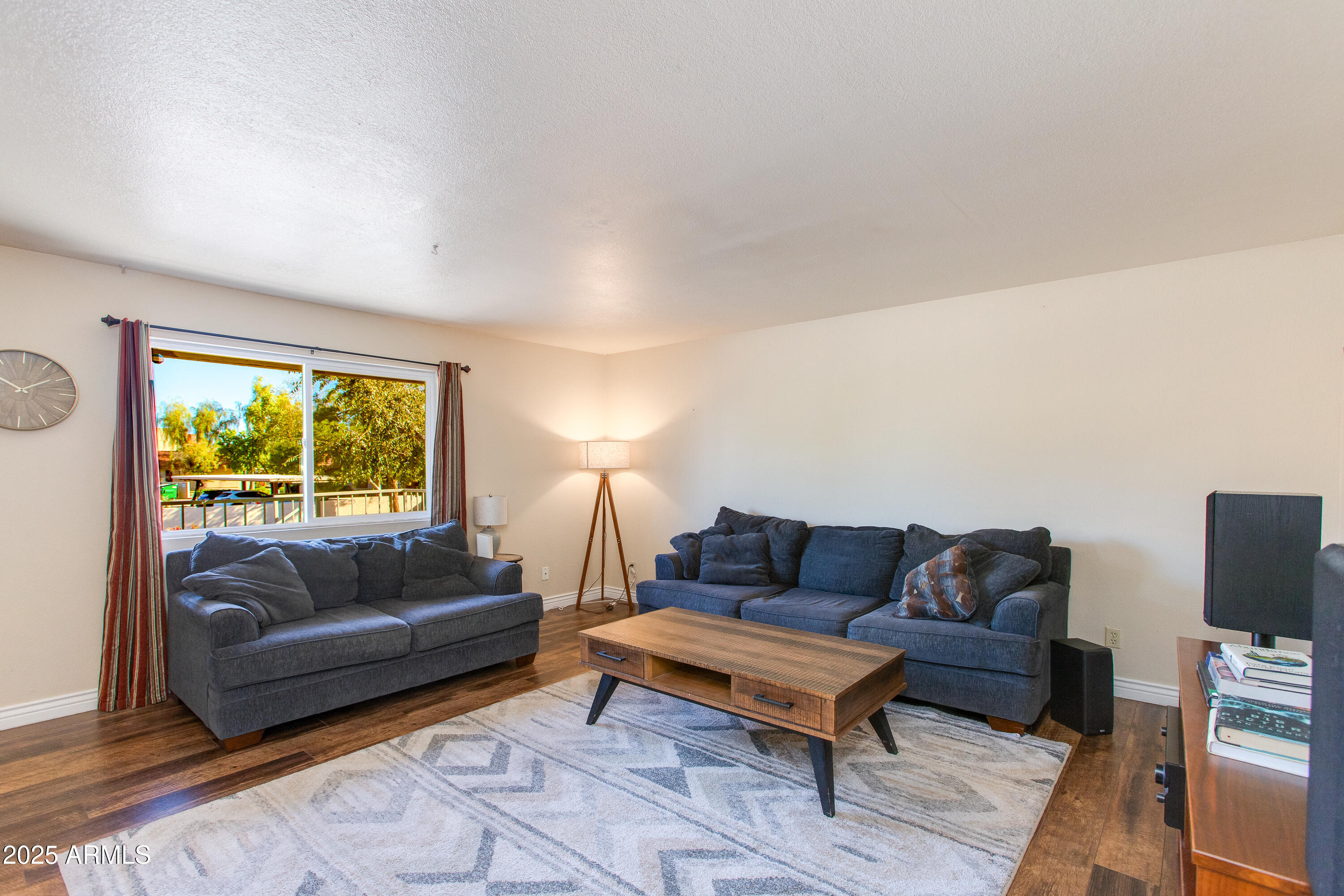 1318 N 85TH Place