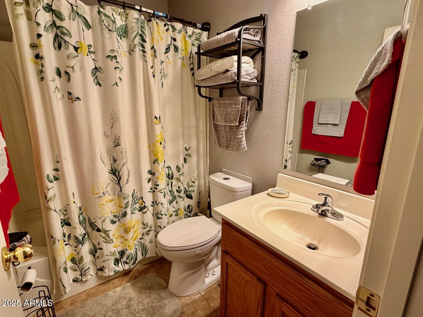 5989 E SUNRISE Circle