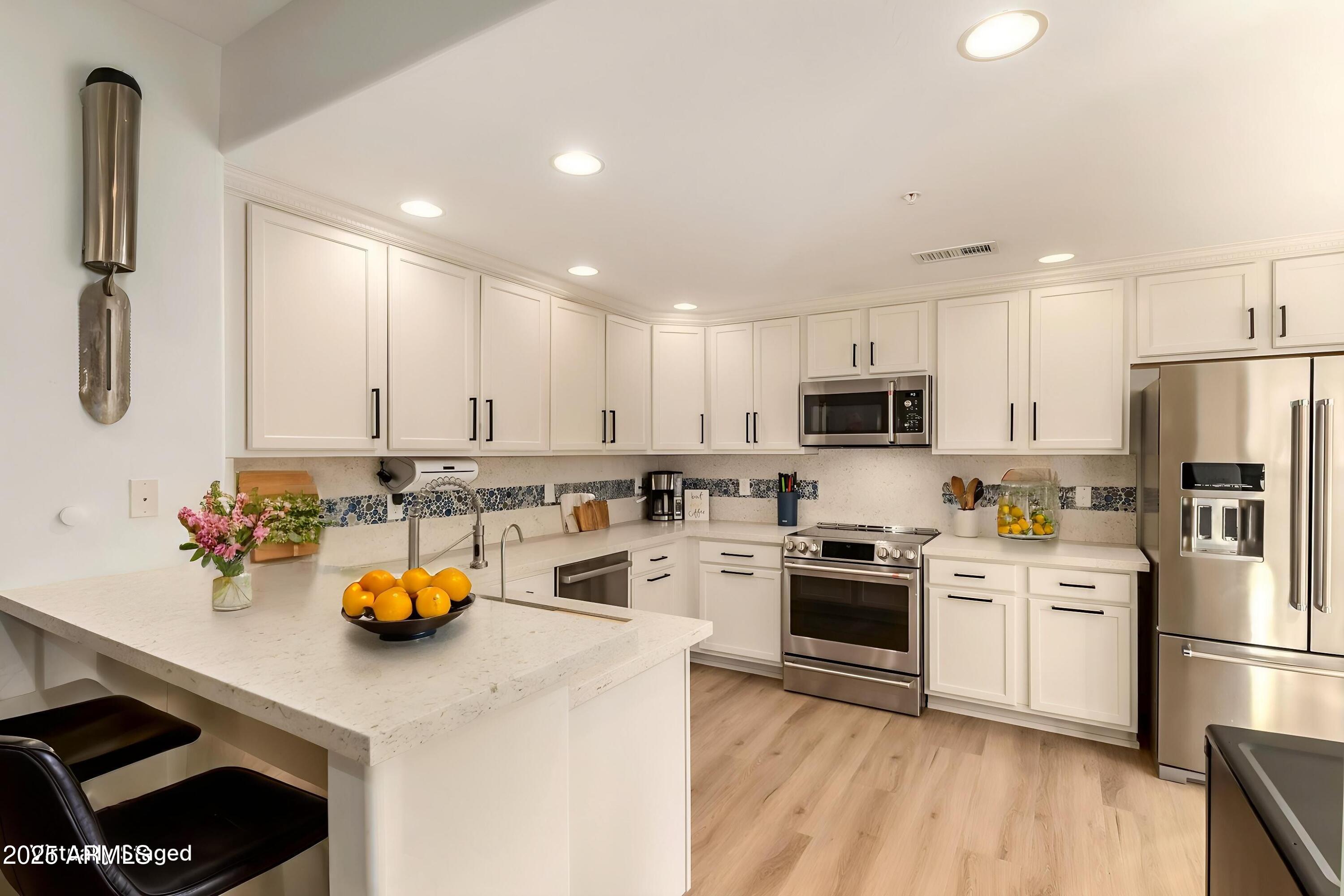 21320 N 56TH Street 1086