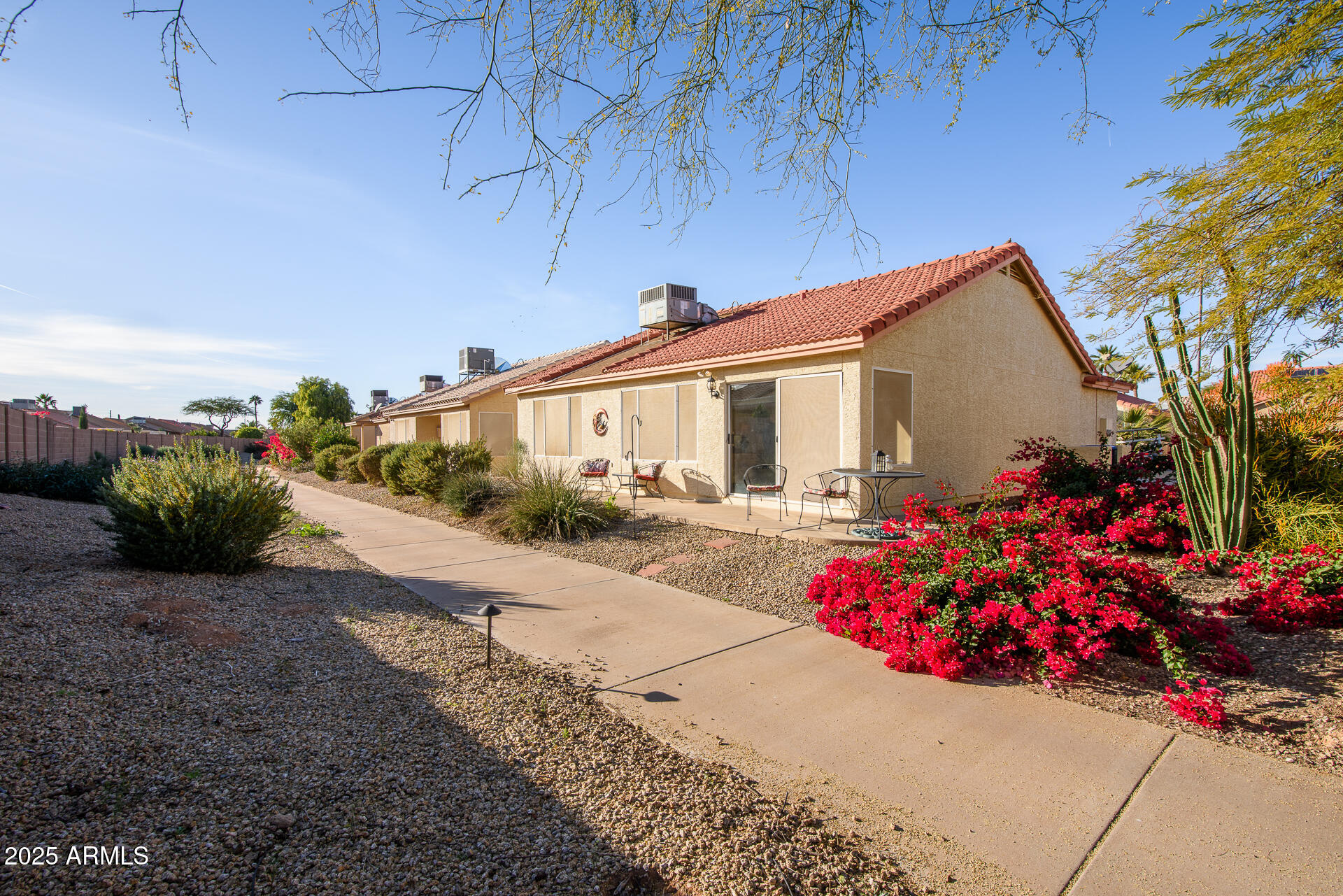 1757 E LINDRICK Drive