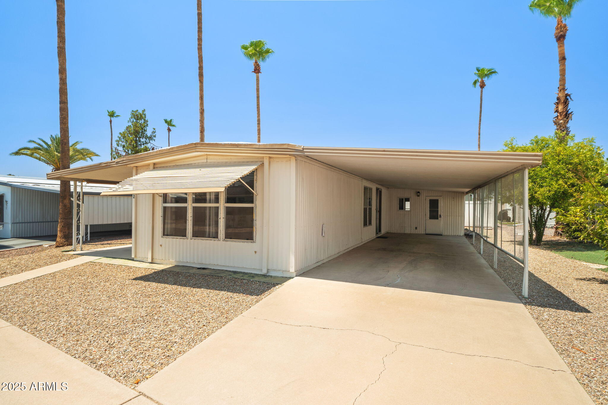 120 N VAL VISTA Drive 202