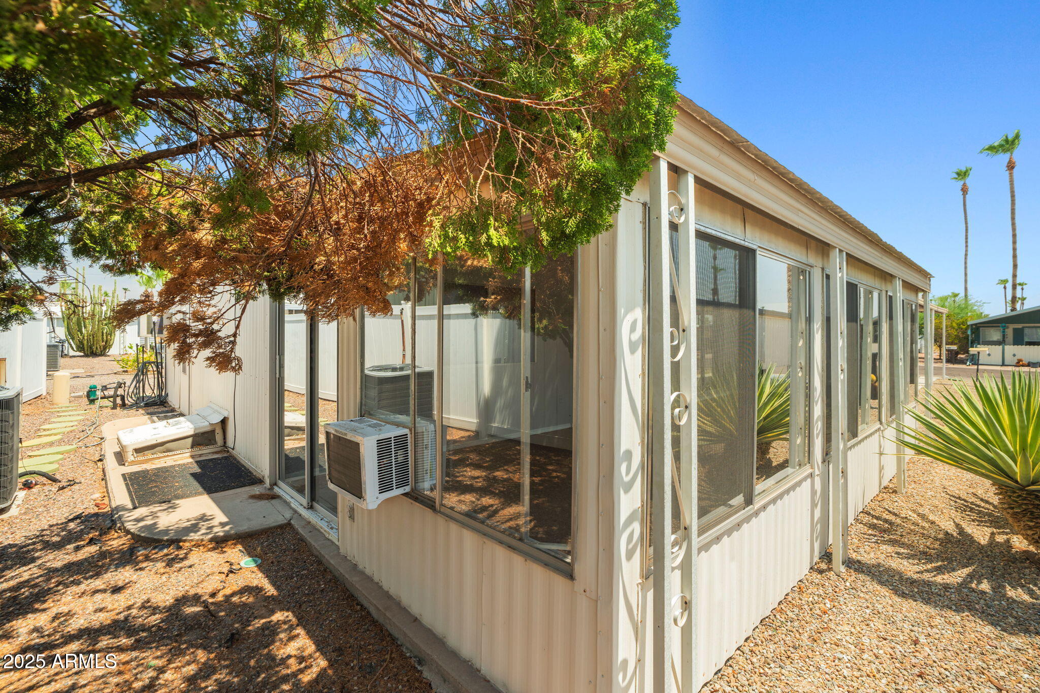 120 N VAL VISTA Drive 202