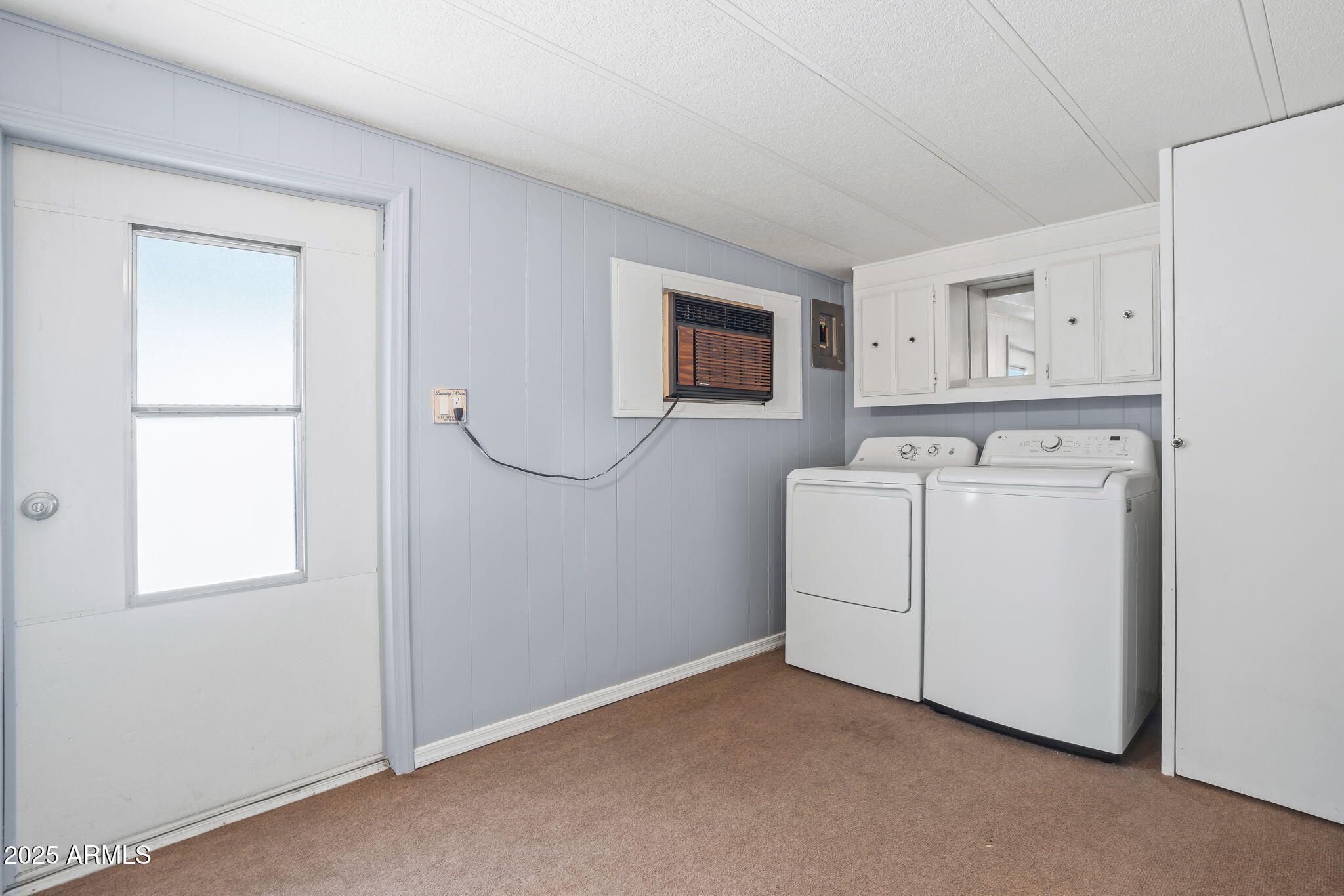 120 N VAL VISTA Drive 202