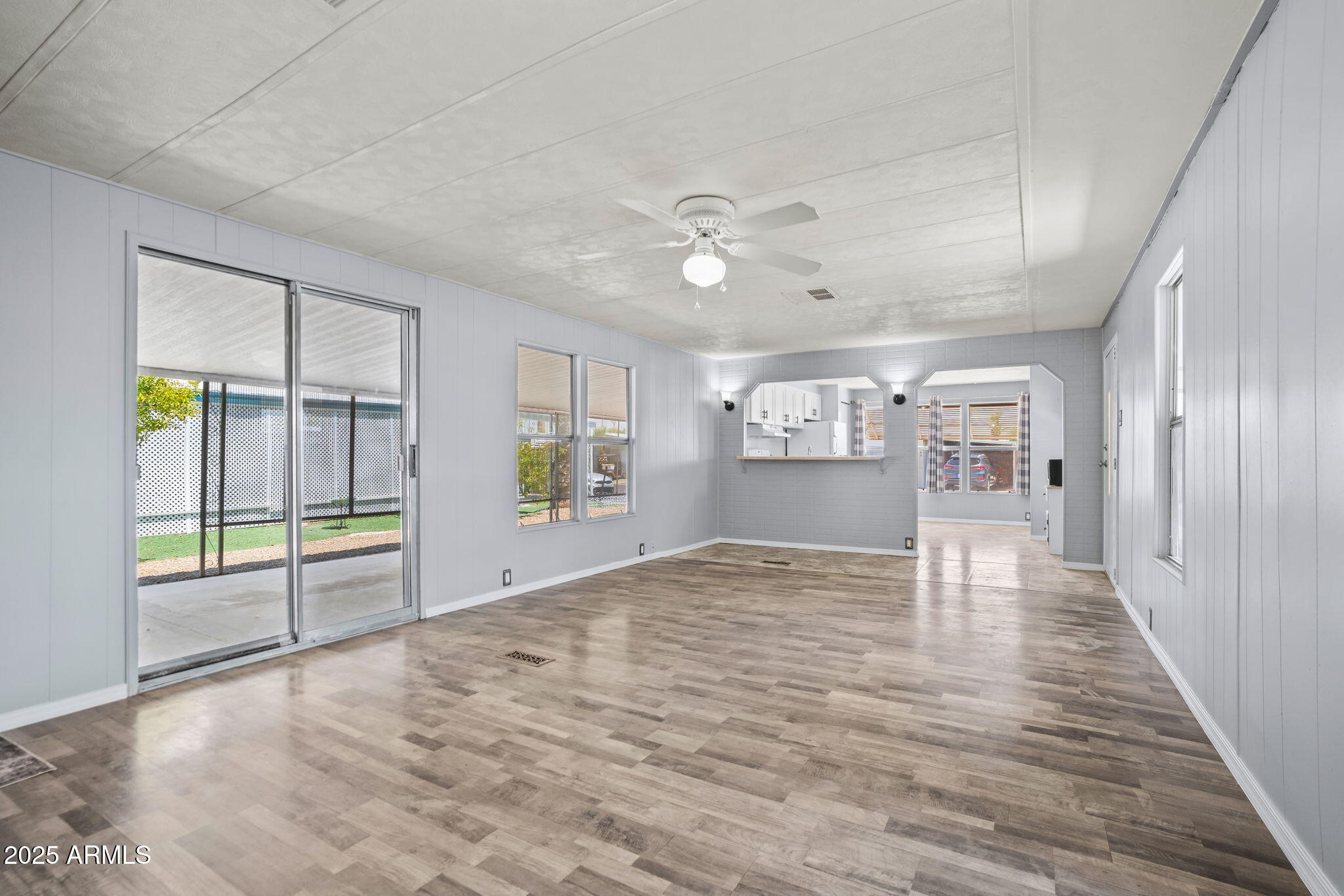 120 N VAL VISTA Drive 202