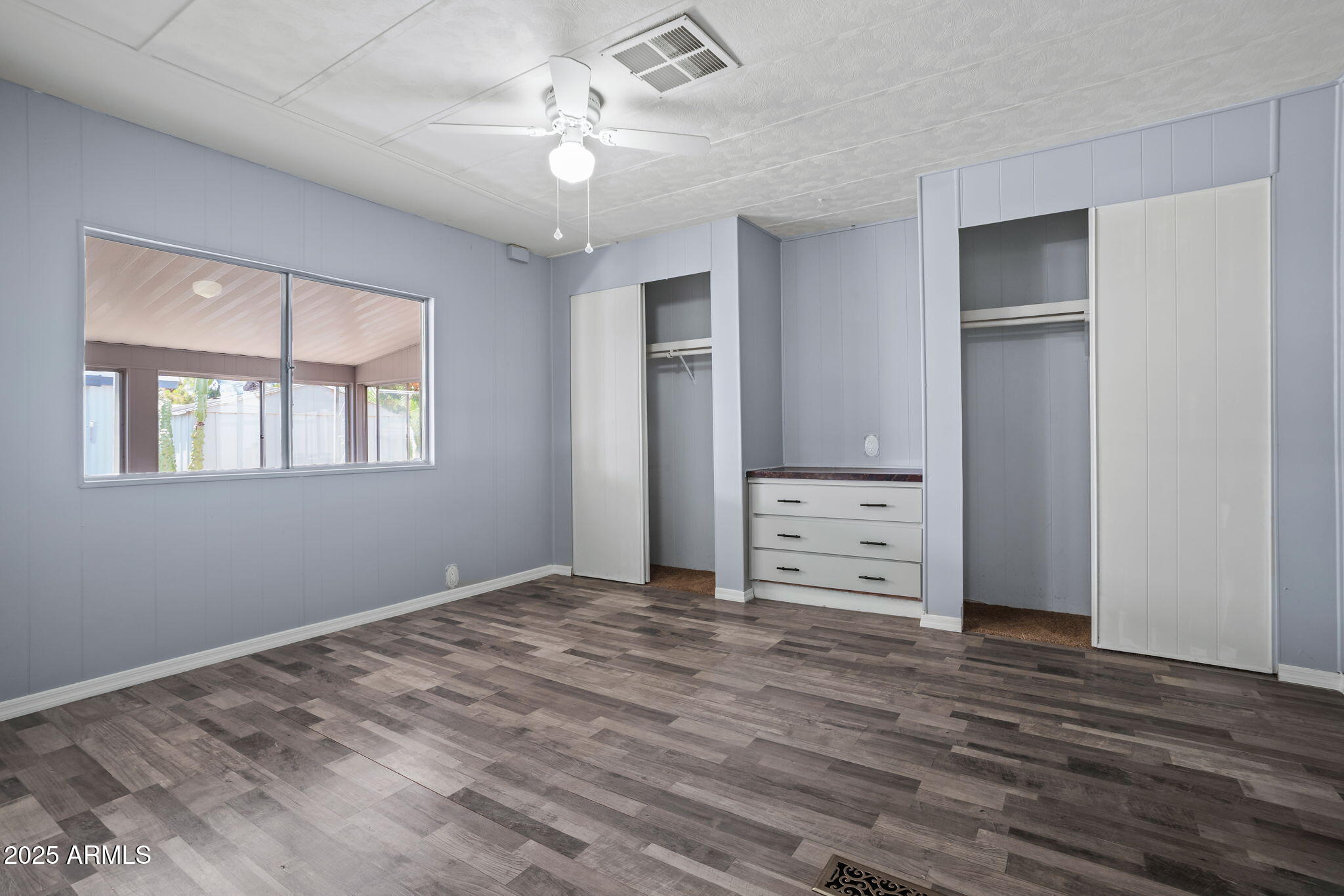 120 N VAL VISTA Drive 202