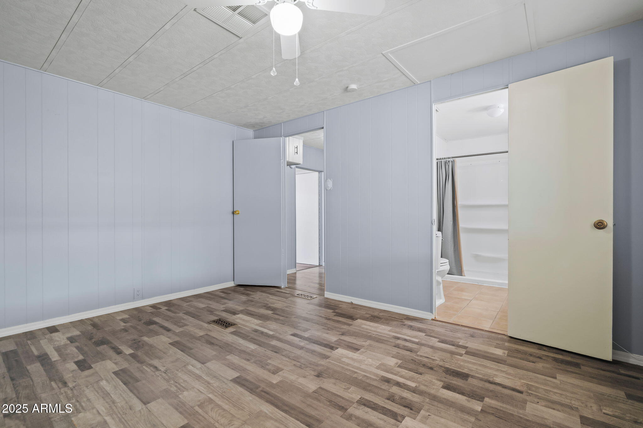 120 N VAL VISTA Drive 202