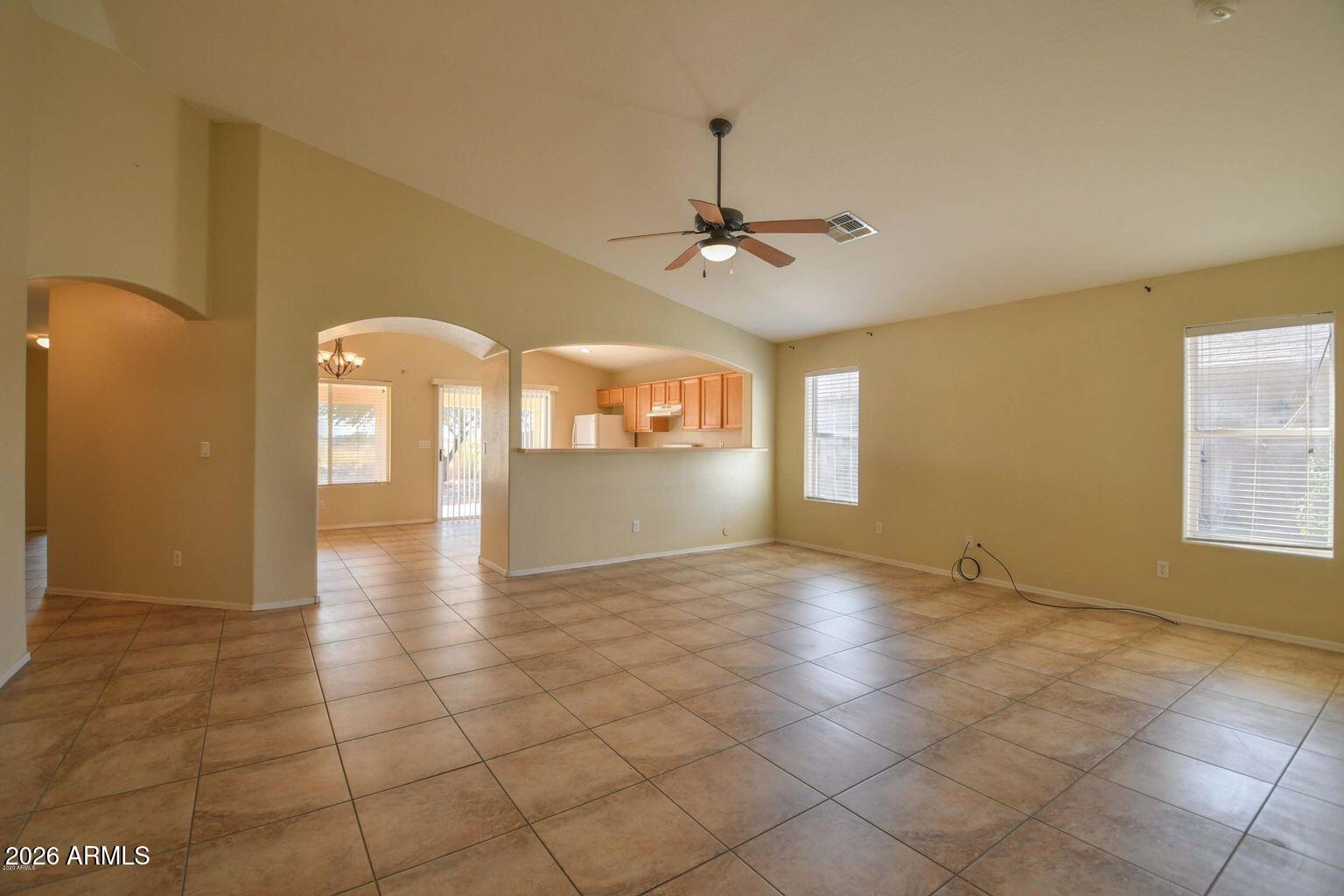 5111 W WARREN Drive