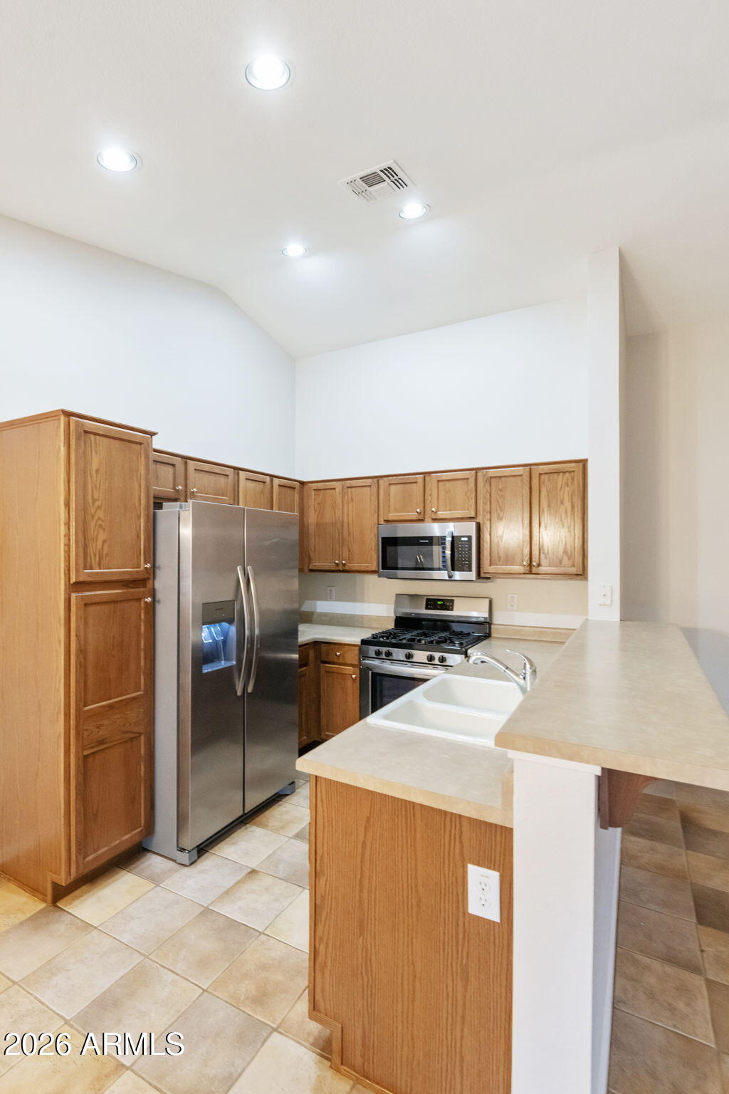 8940 E INDIANA Avenue