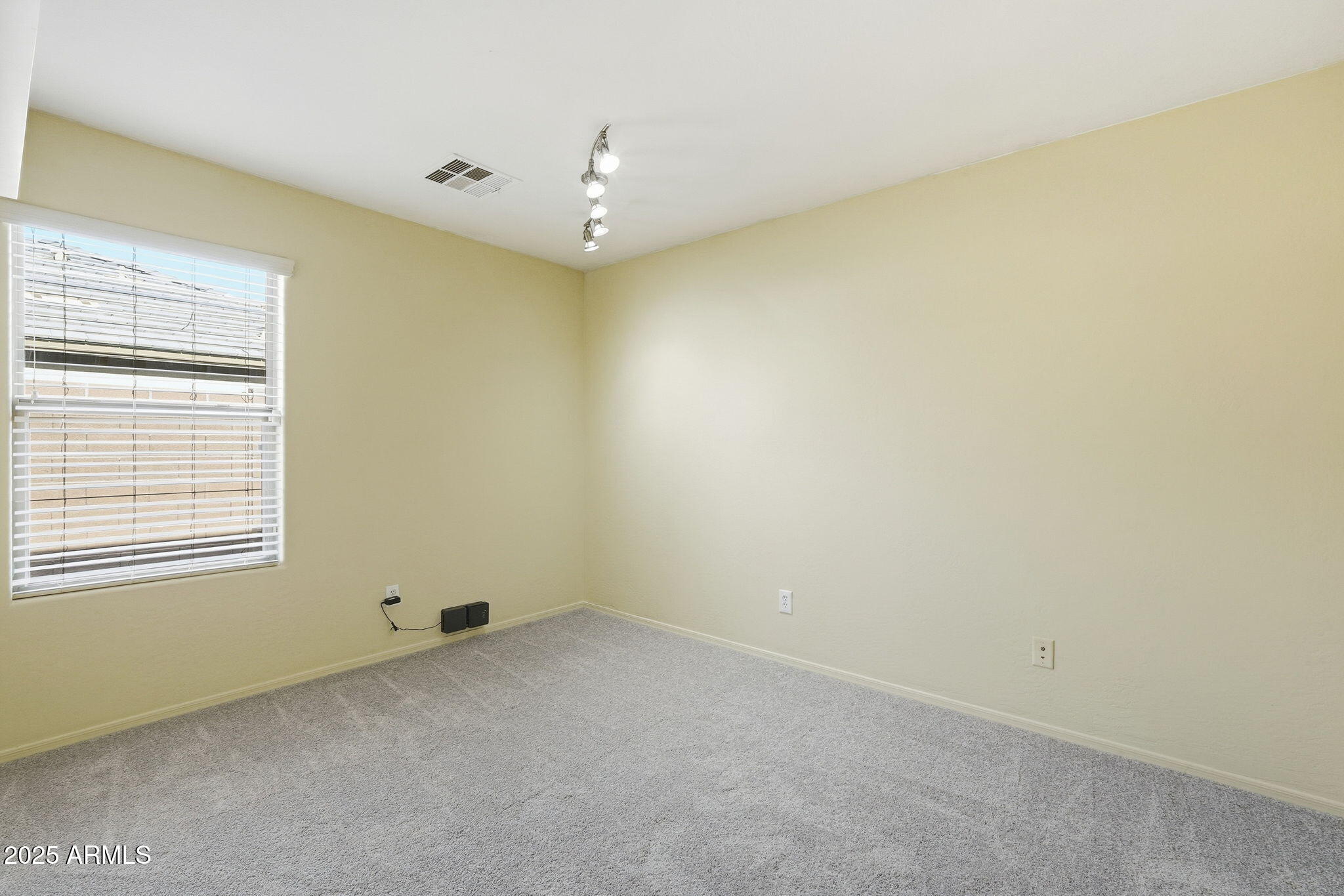 19546 N KRUPPS Court