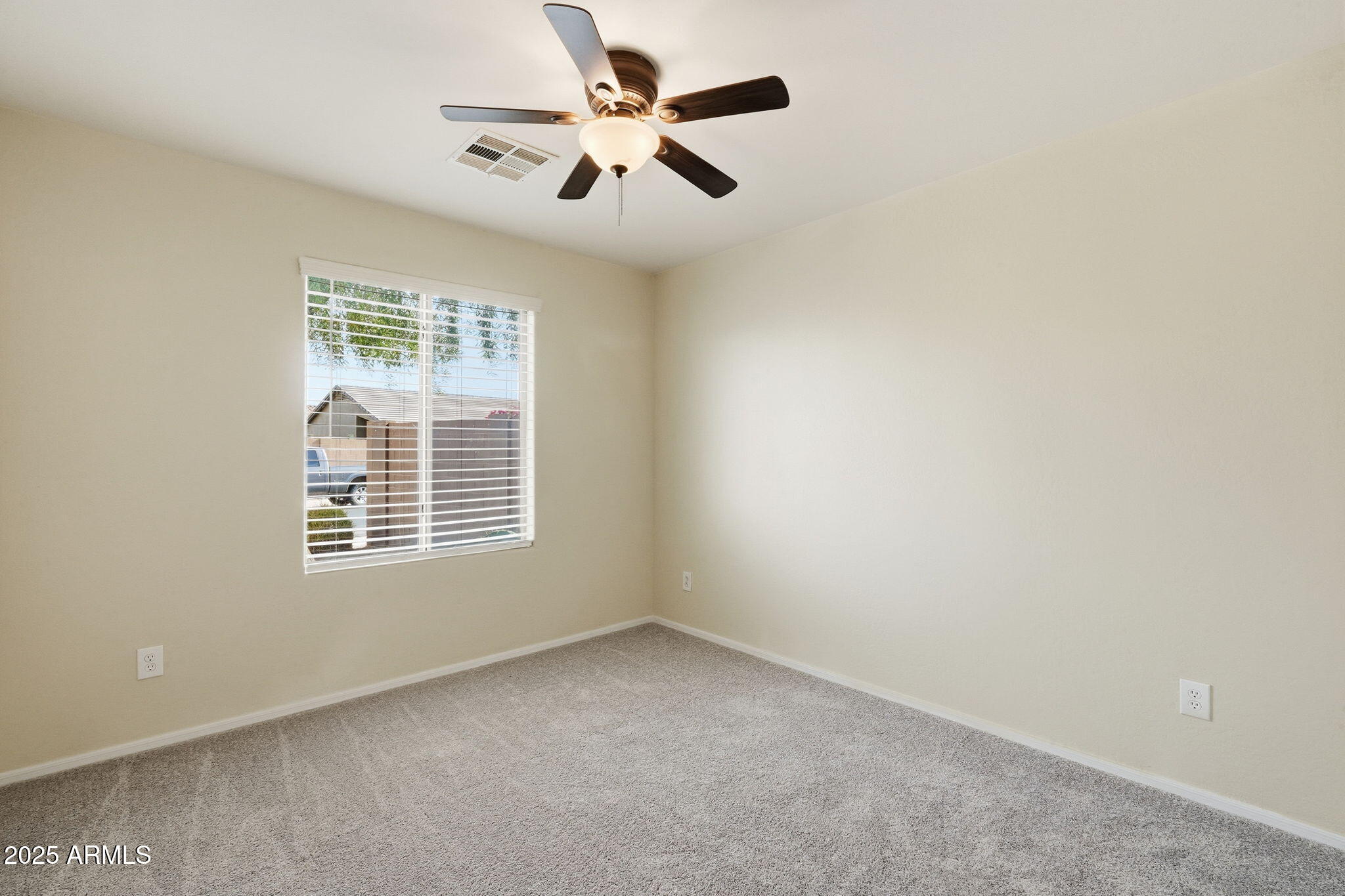 19546 N KRUPPS Court