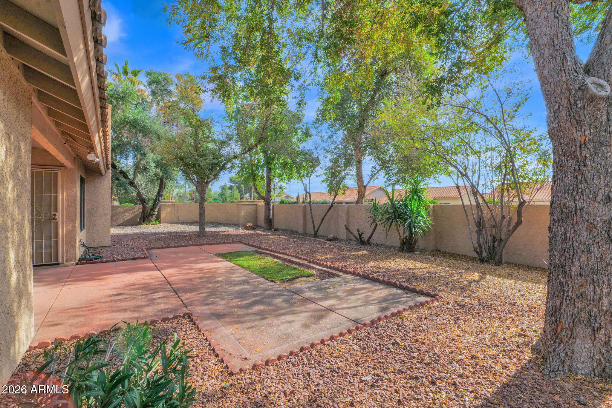 9203 W BEHREND Drive