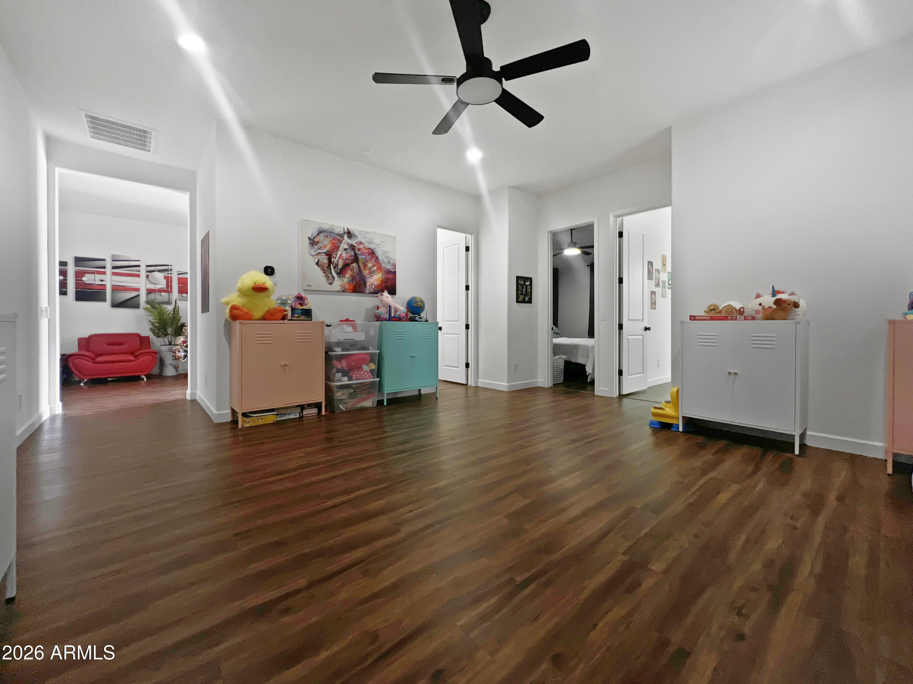 35678 N GEMSTONE Way