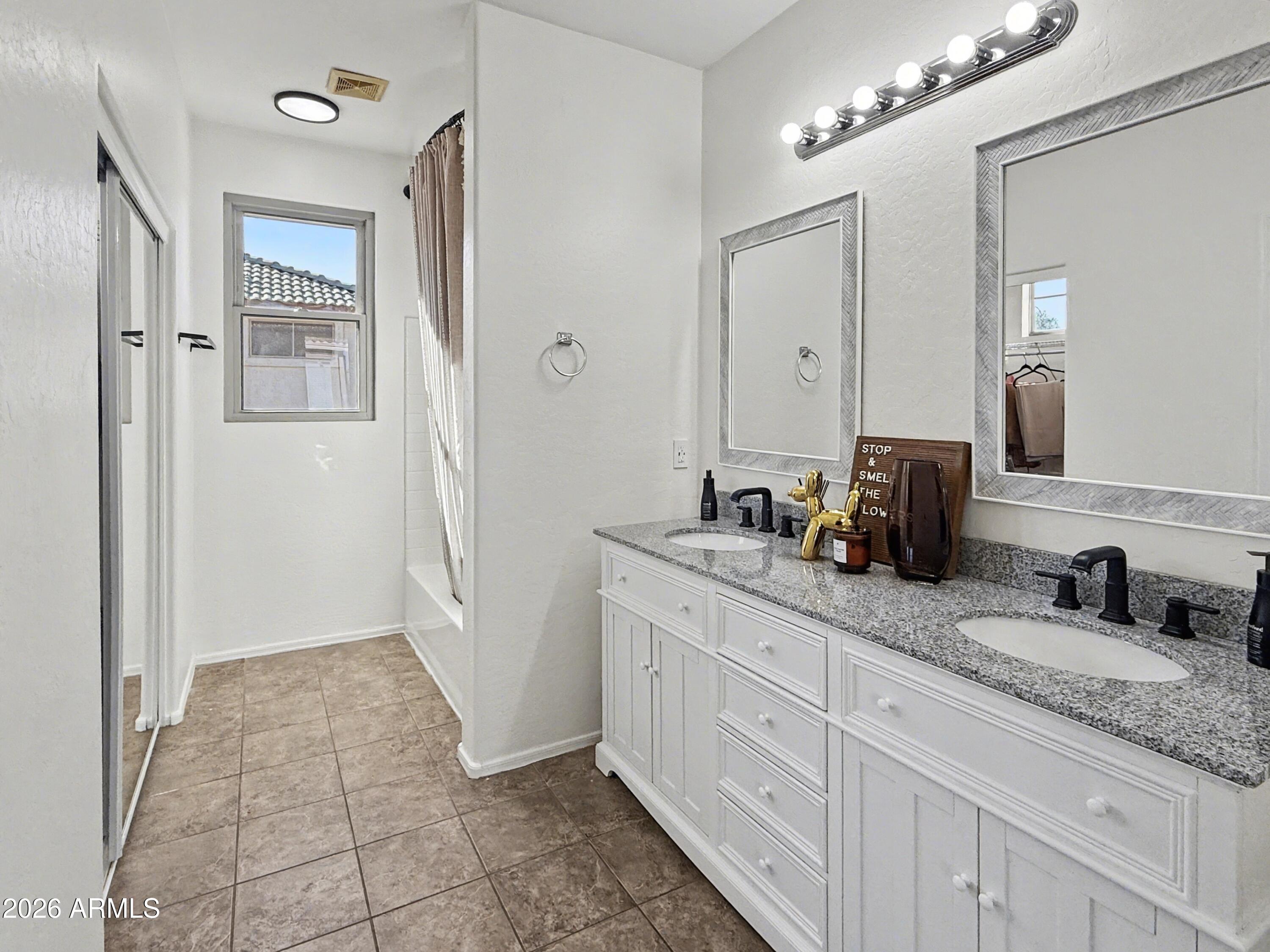 4224 S MARIPOSA Drive