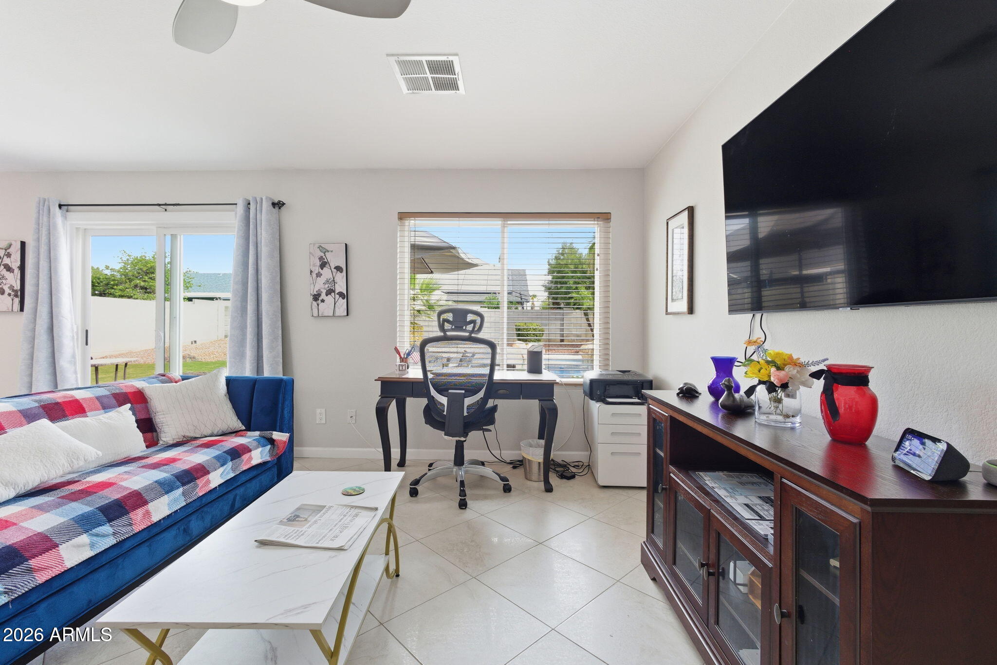 3607 W CAT BALUE Drive