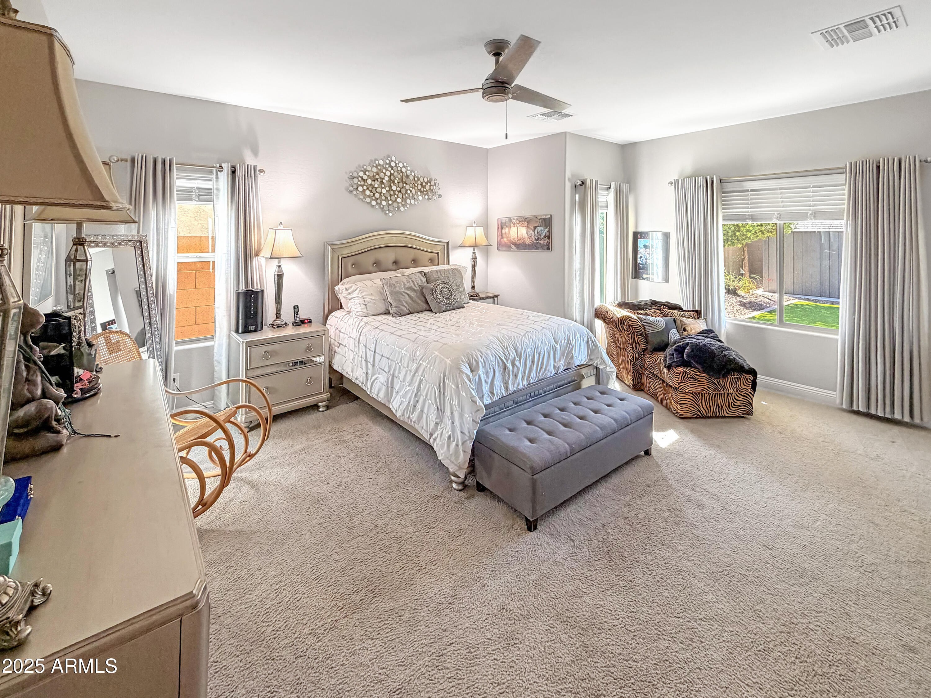 3848 N HUNTINGTON Drive