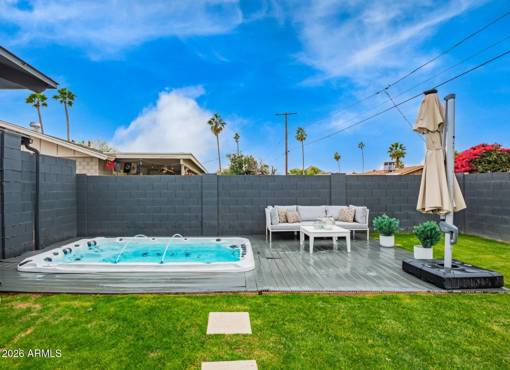 8252 E HEATHERBRAE Avenue