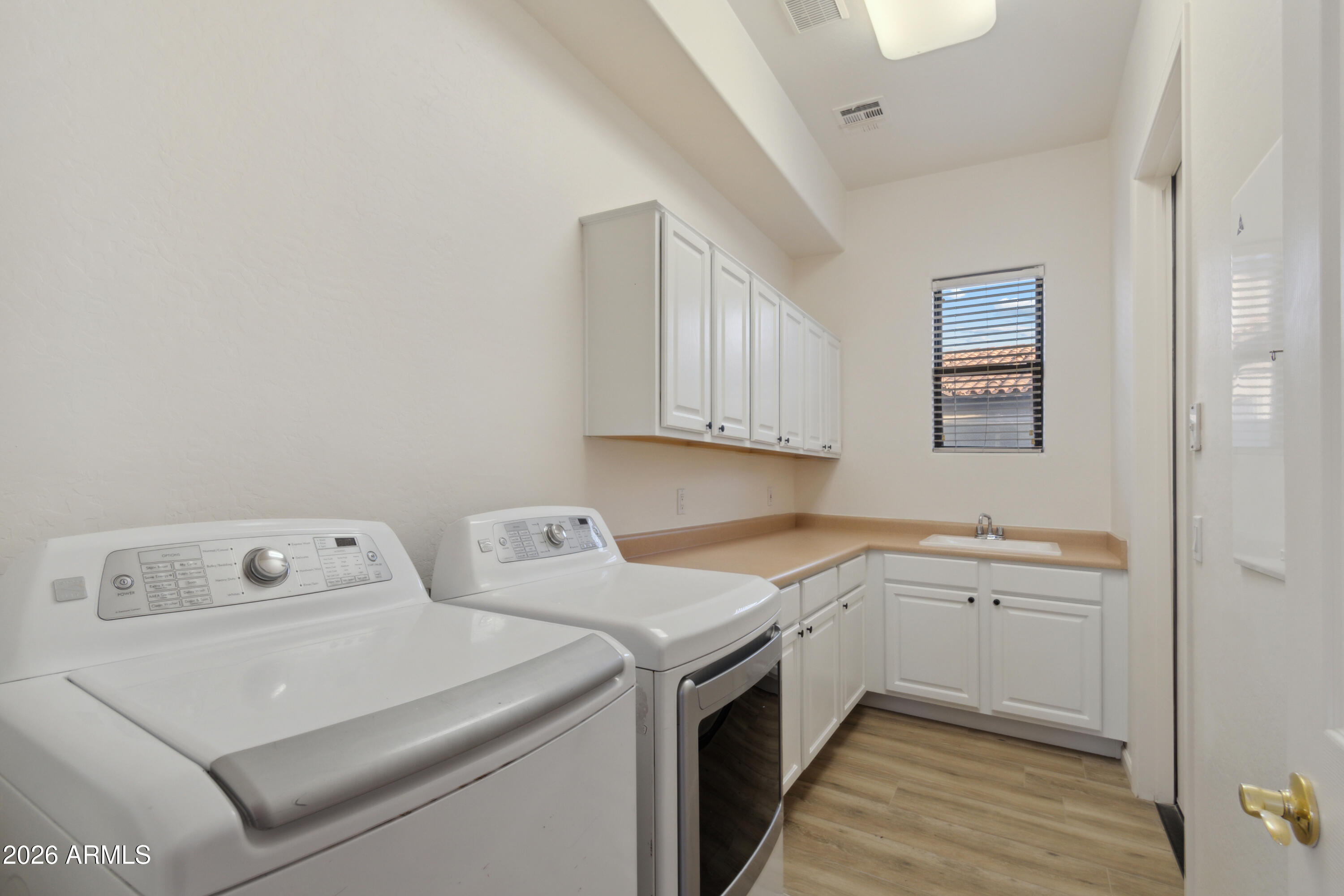 8096 E WINDWOOD Lane