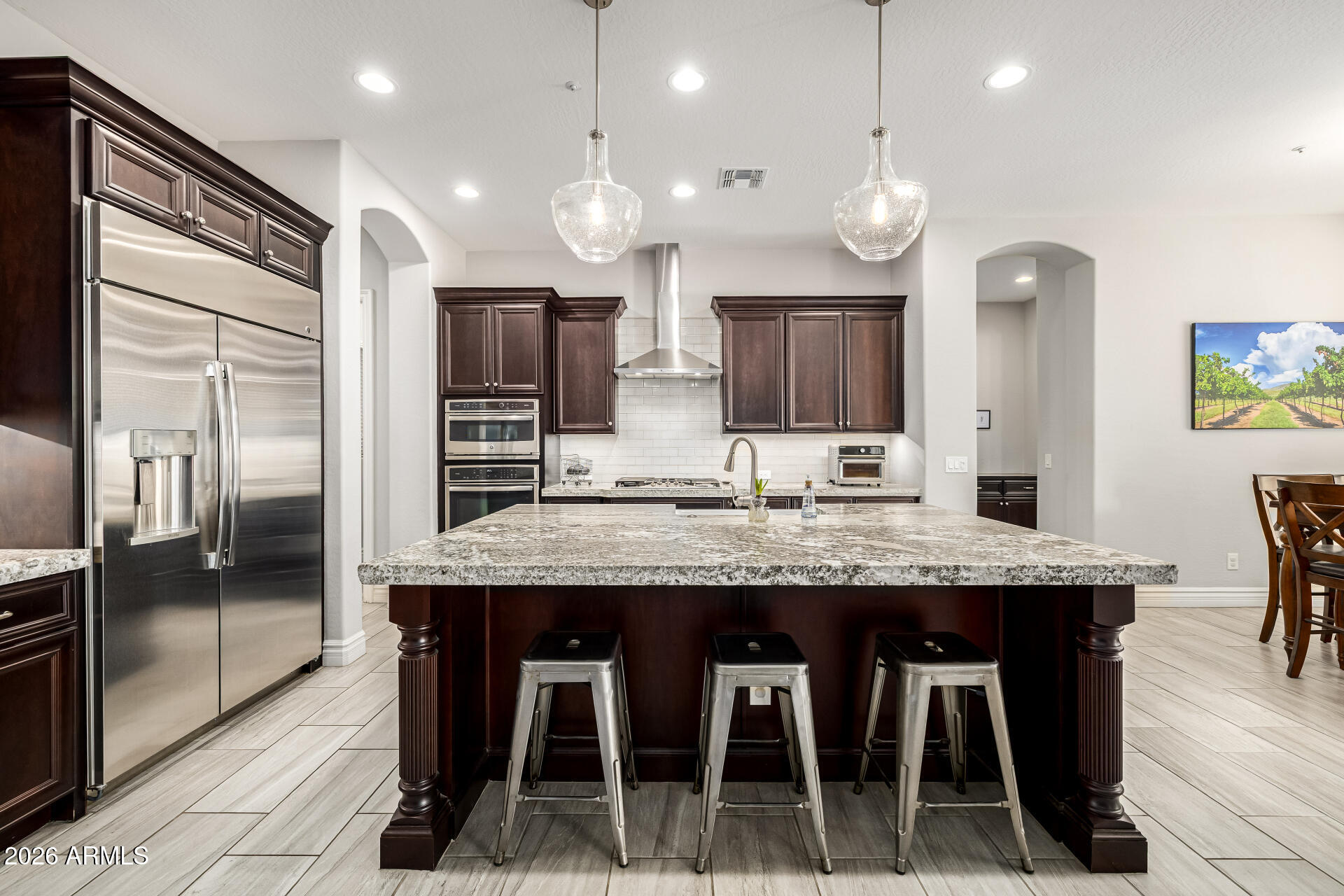 21943 E DESERT HILLS Drive