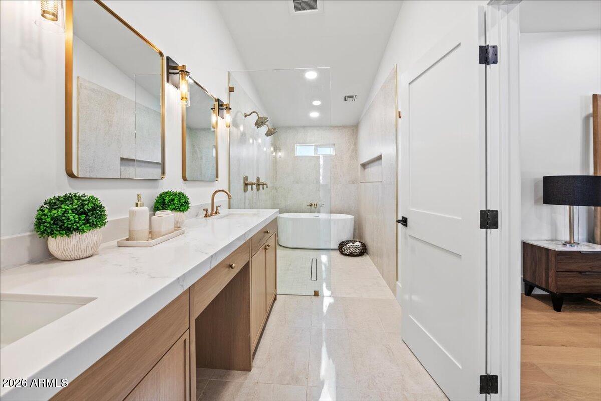 4525 E CALLE VENTURA