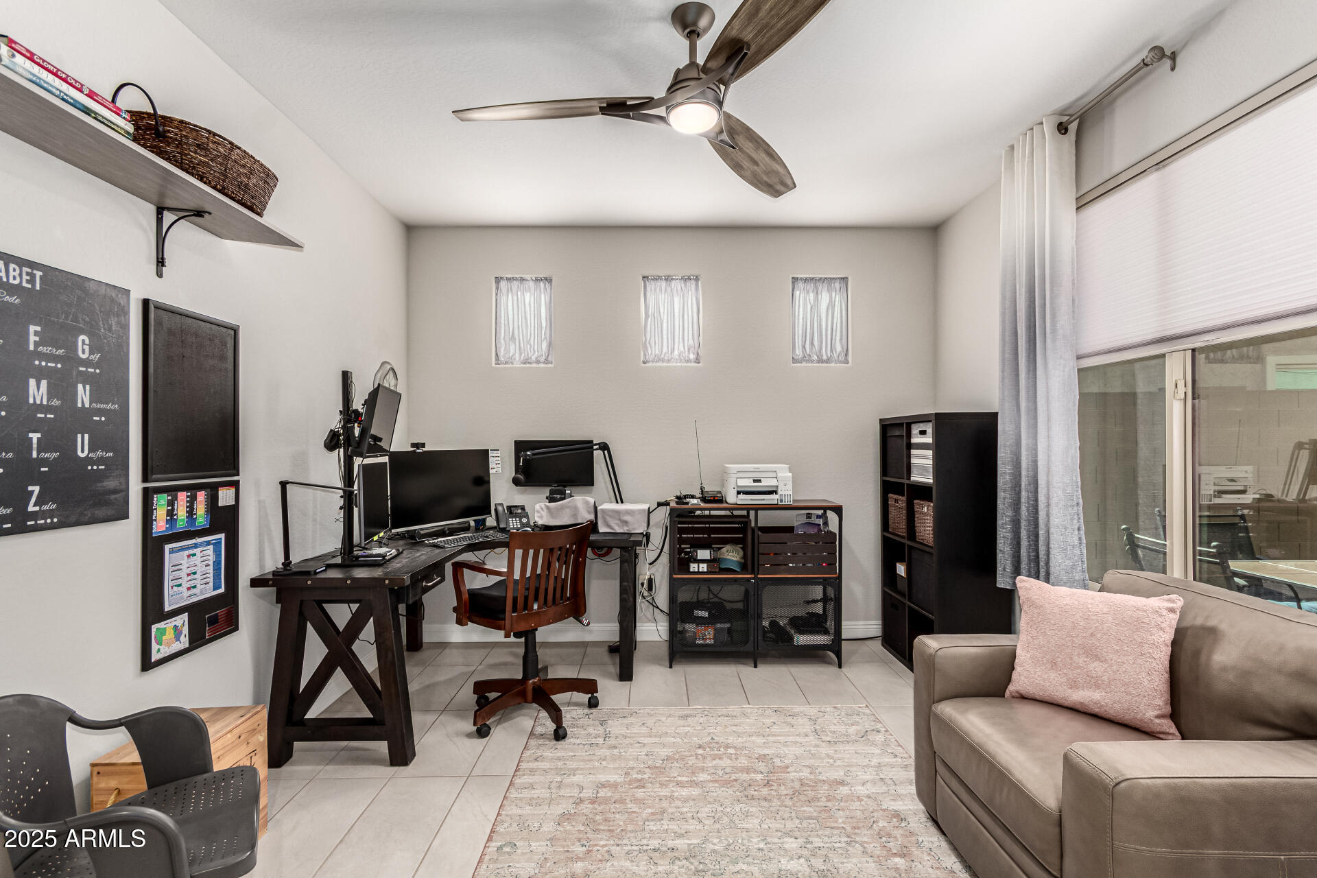 4138 N HAWTHORN Drive