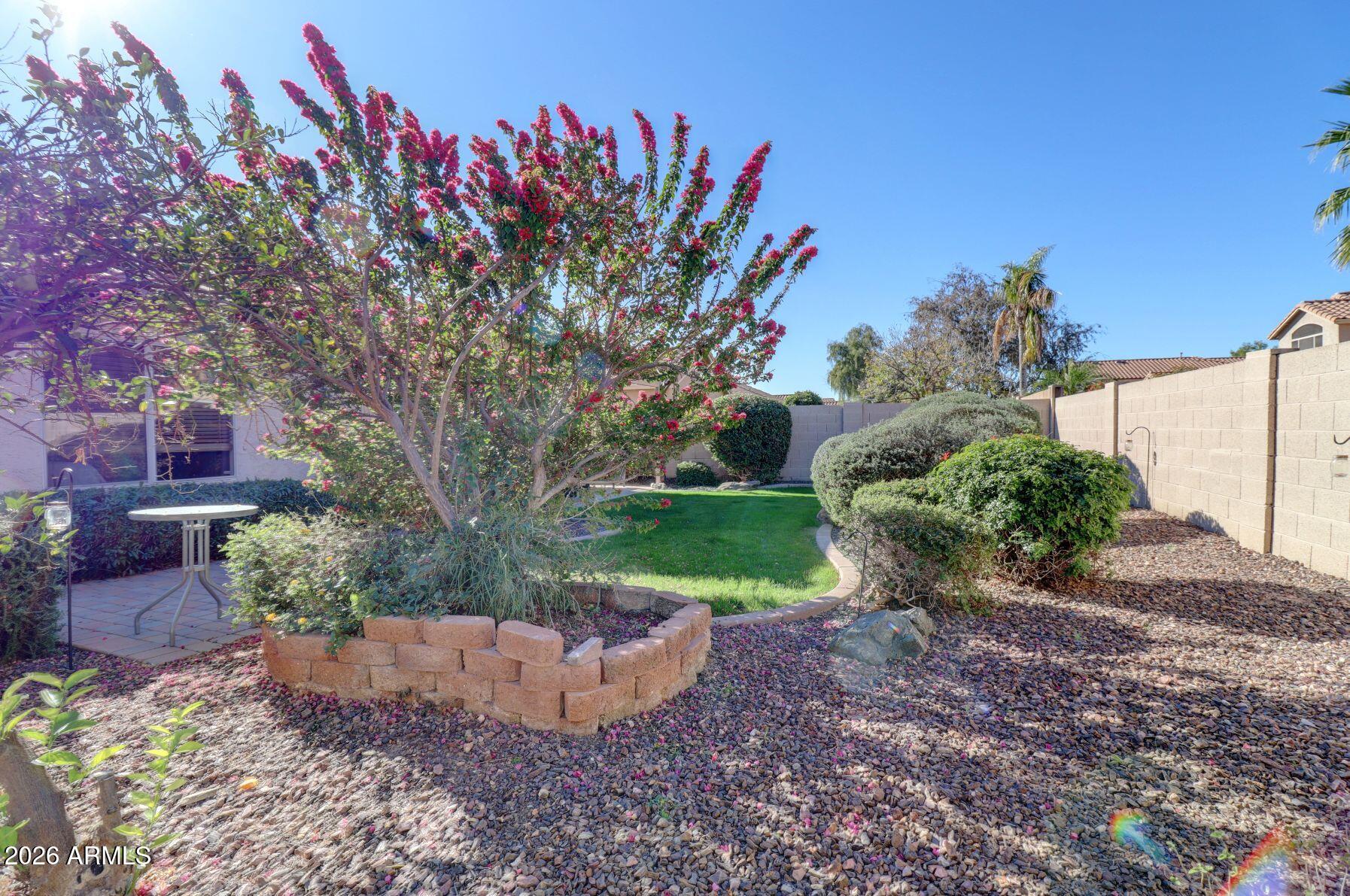 1048 W Swan Drive