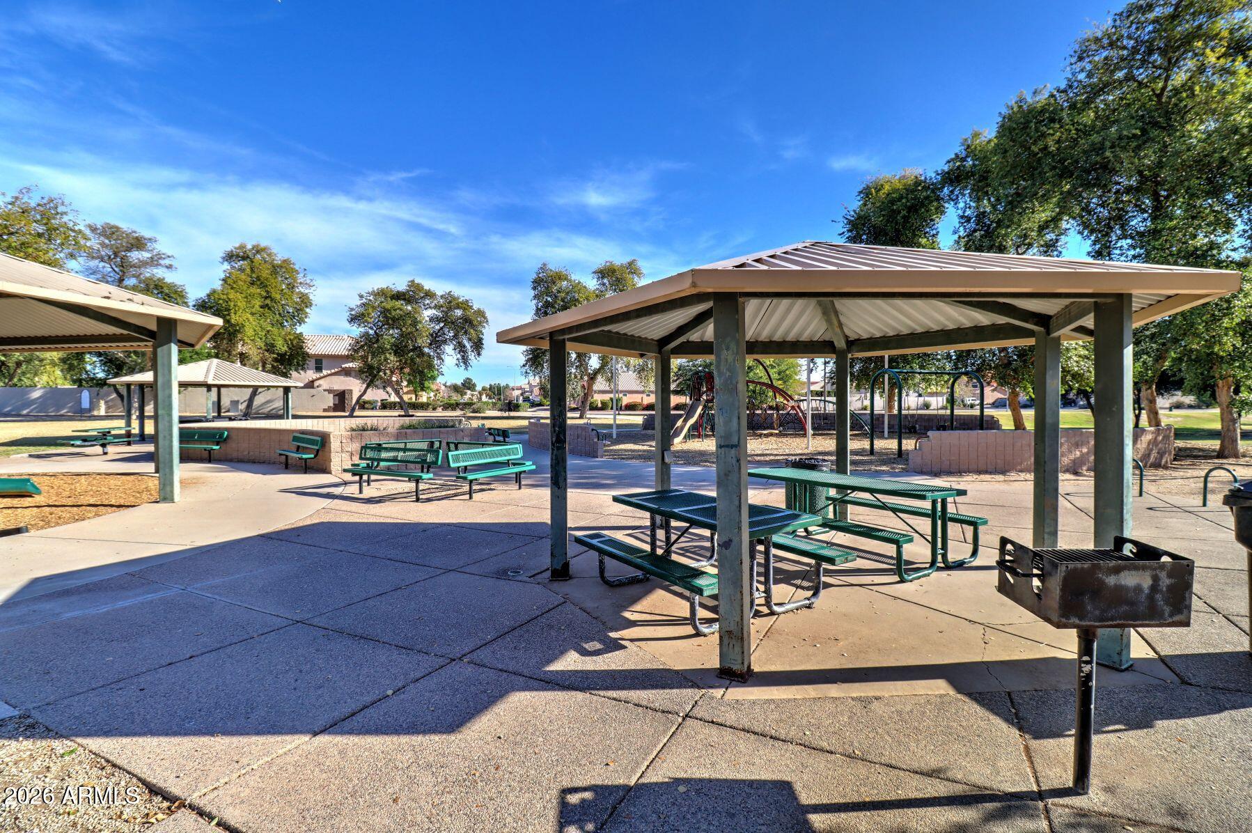1048 W Swan Drive