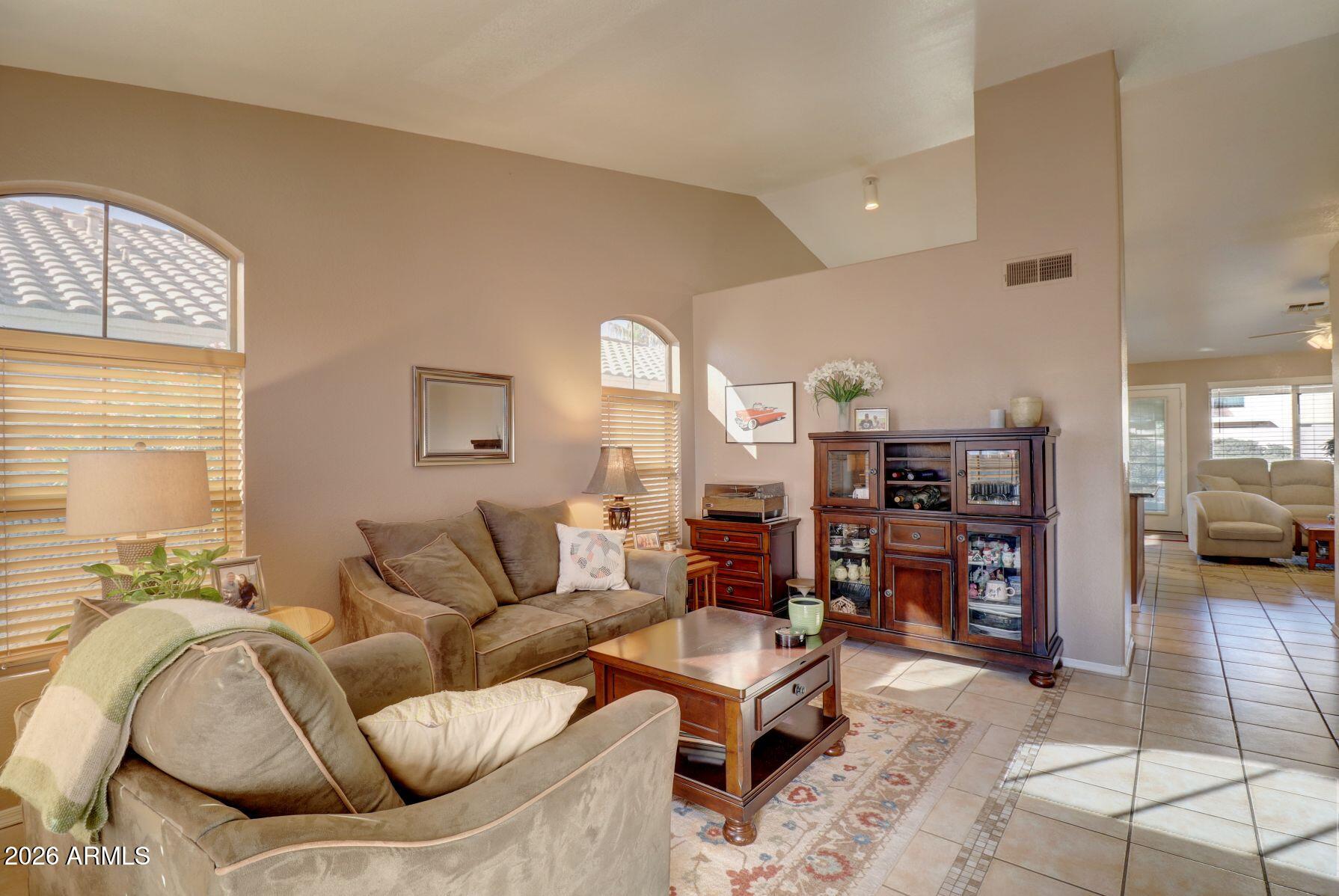 1048 W Swan Drive