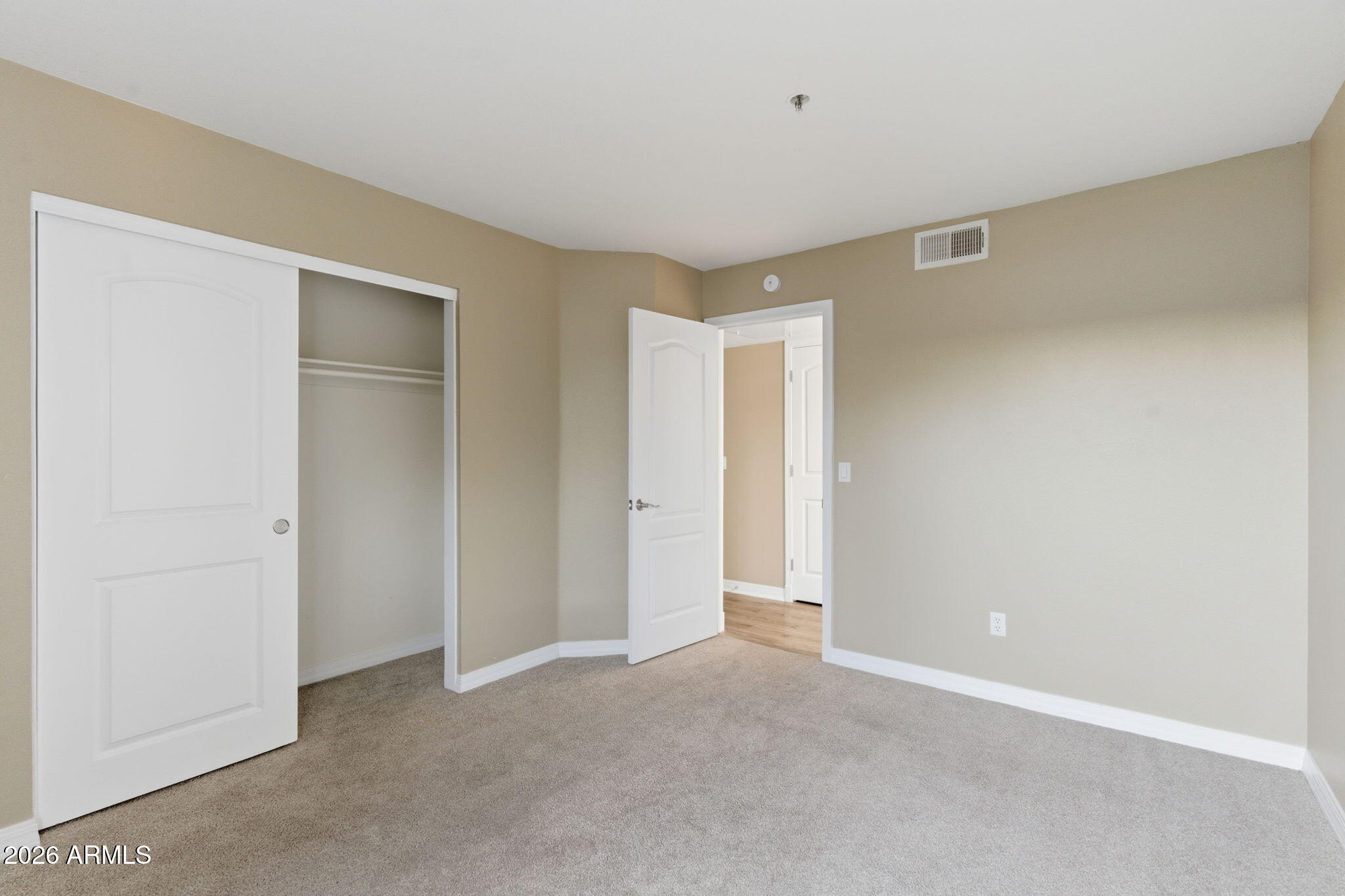 2025 E CAMPBELL Avenue 140