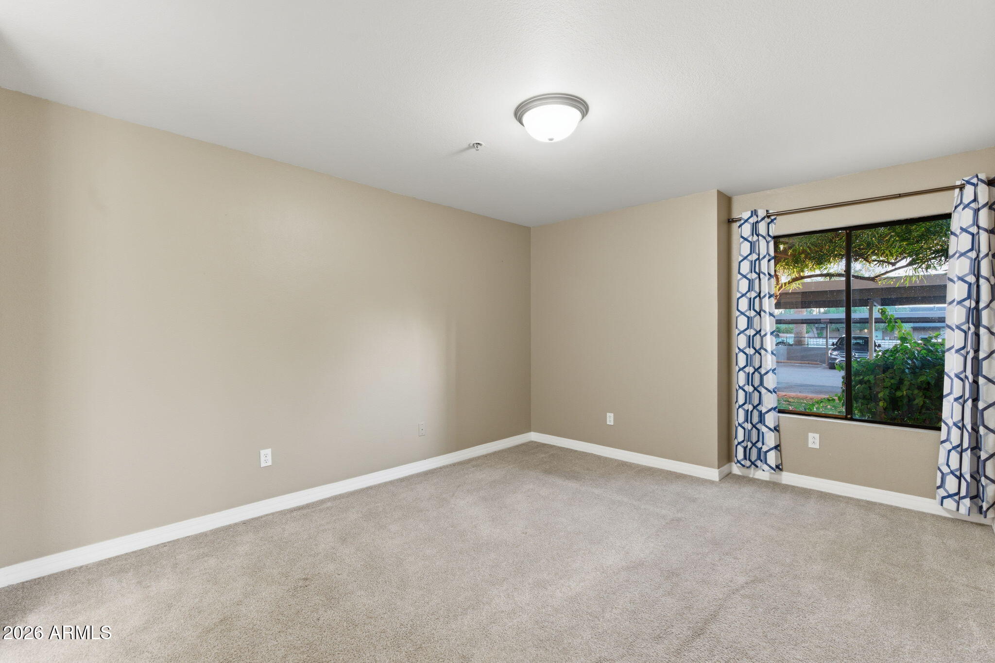 2025 E CAMPBELL Avenue 140