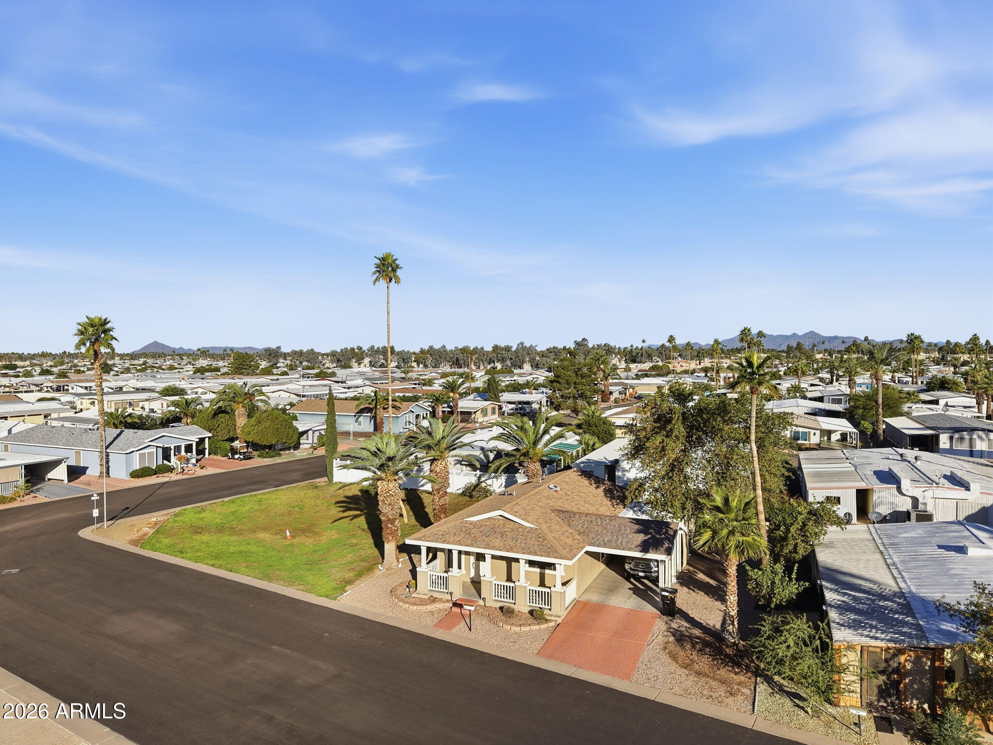 120 N VAL VISTA Drive 83