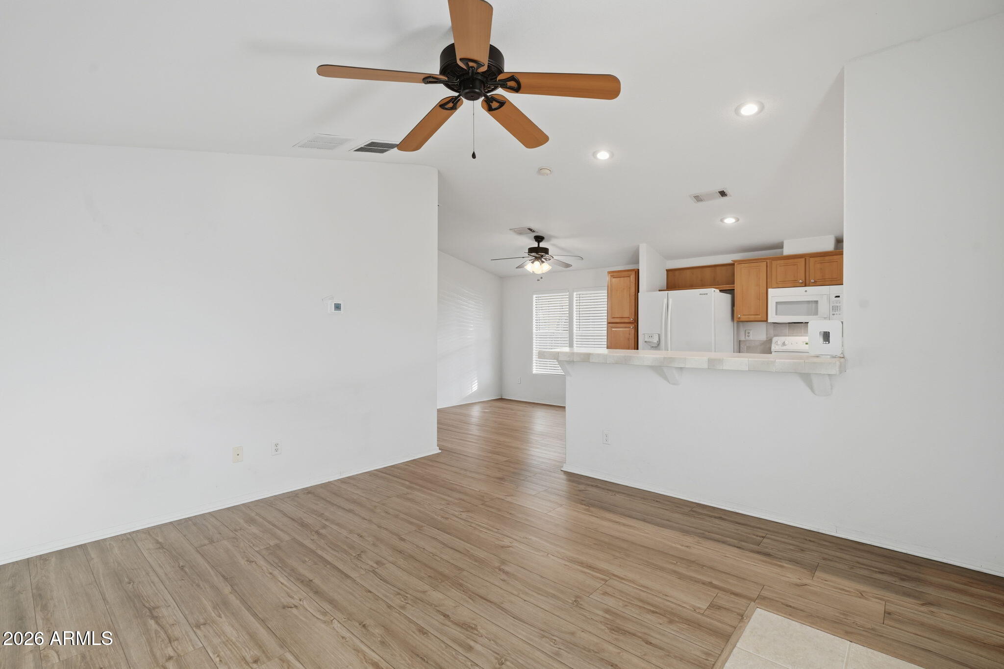 120 N VAL VISTA Drive 83