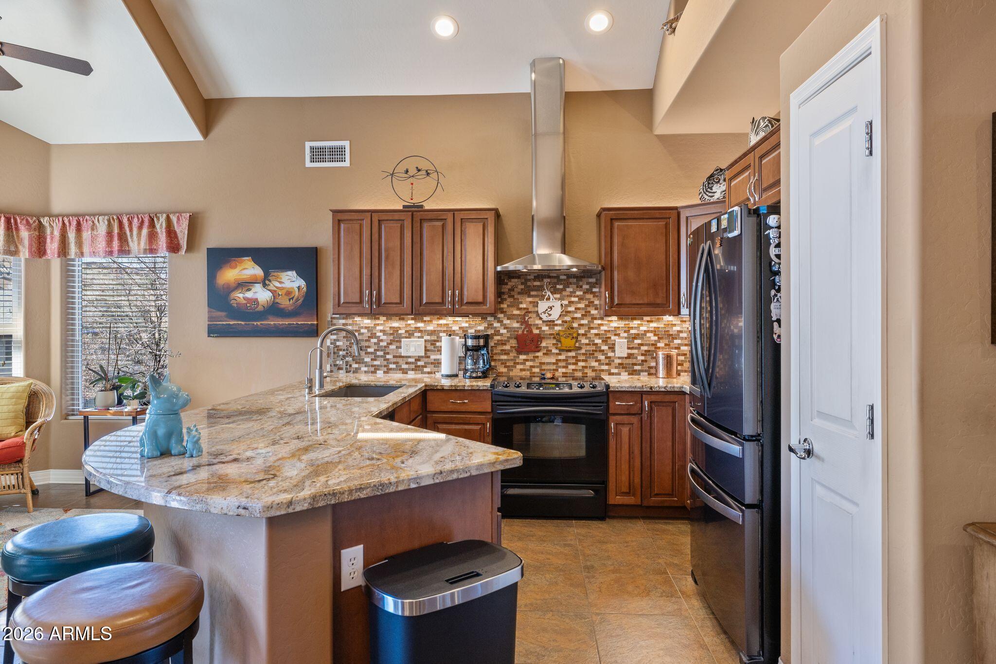 2902 BROOKS RANGE