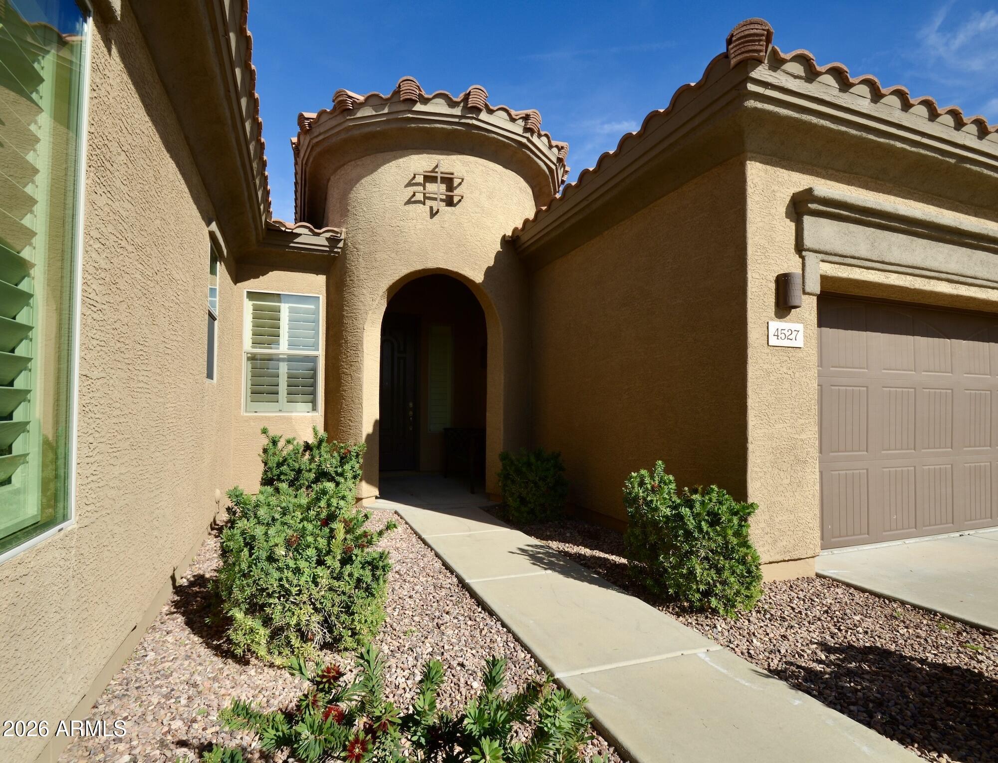 4527 W Powell Drive