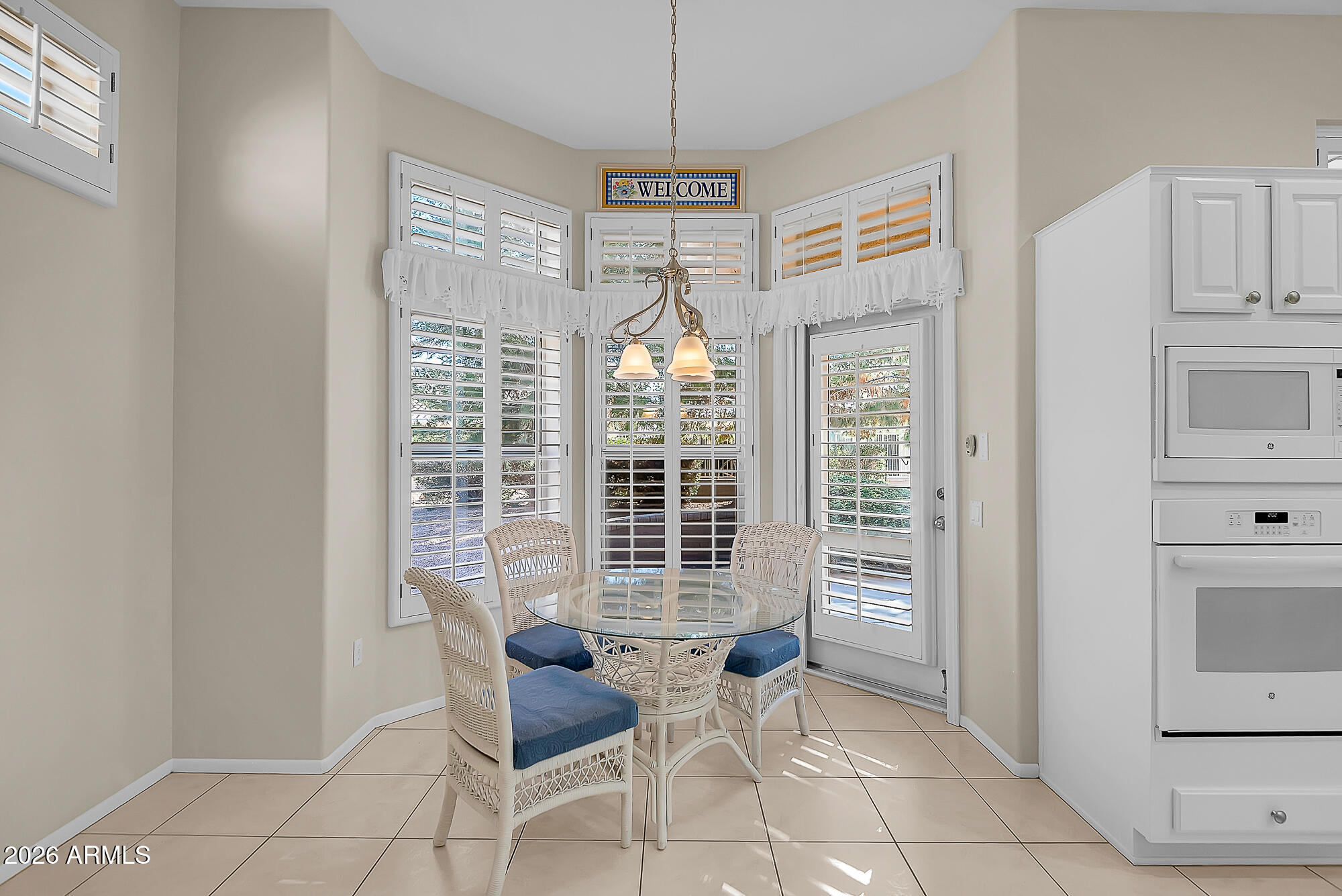 13729 W ROBERTSON Drive