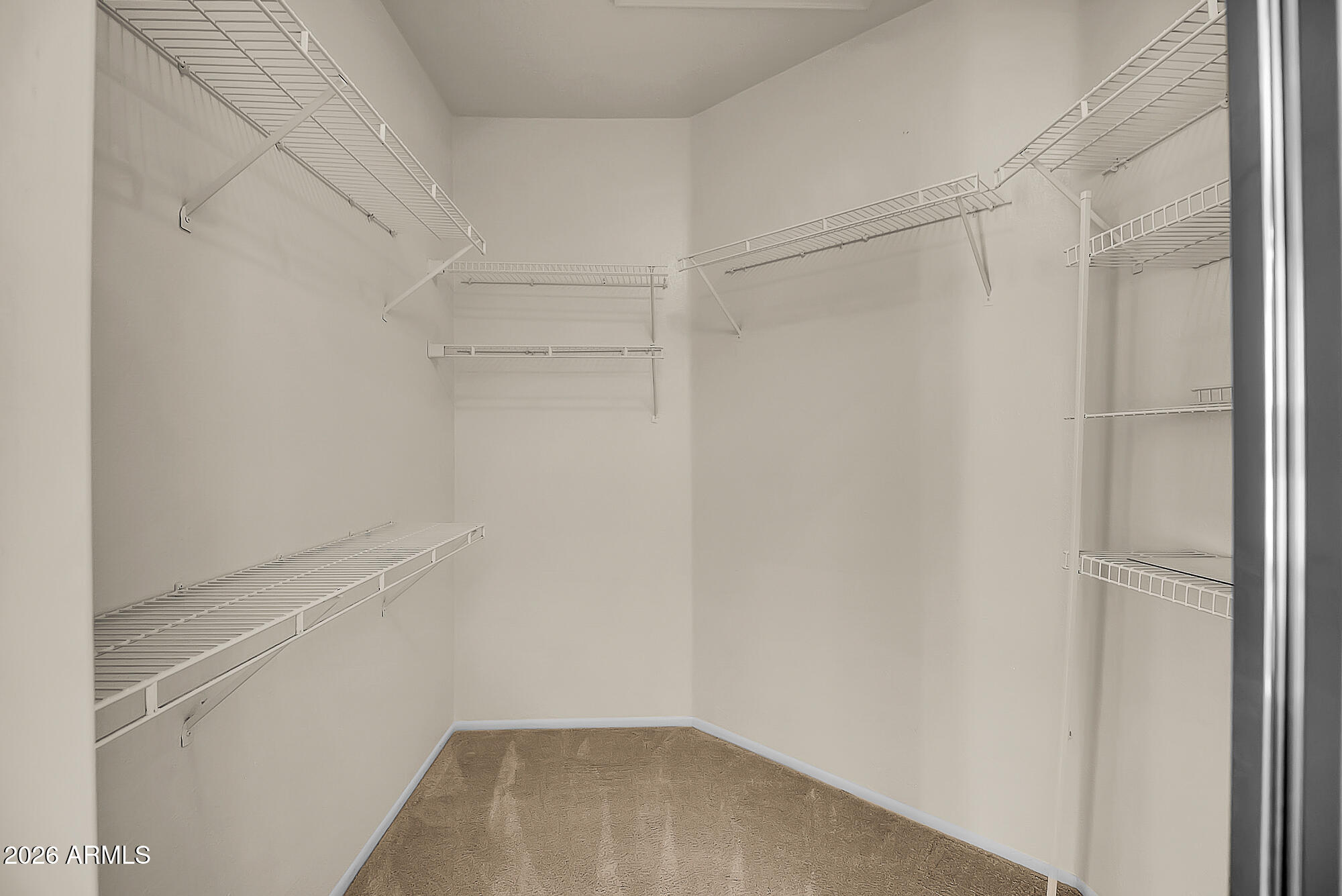 13729 W ROBERTSON Drive