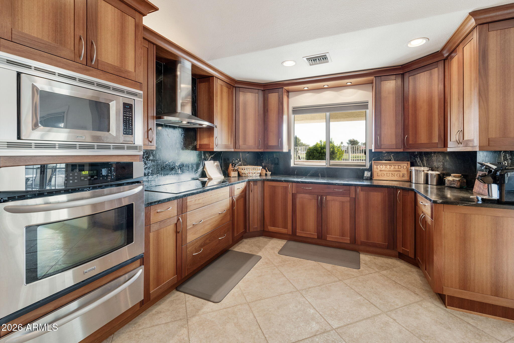 24413 S RIBBONWOOD Drive