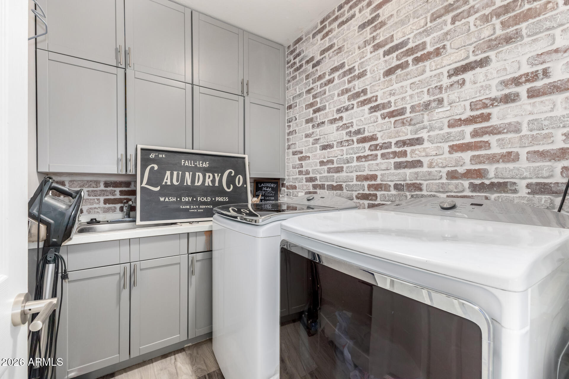 51520 W WILDCAT Lane