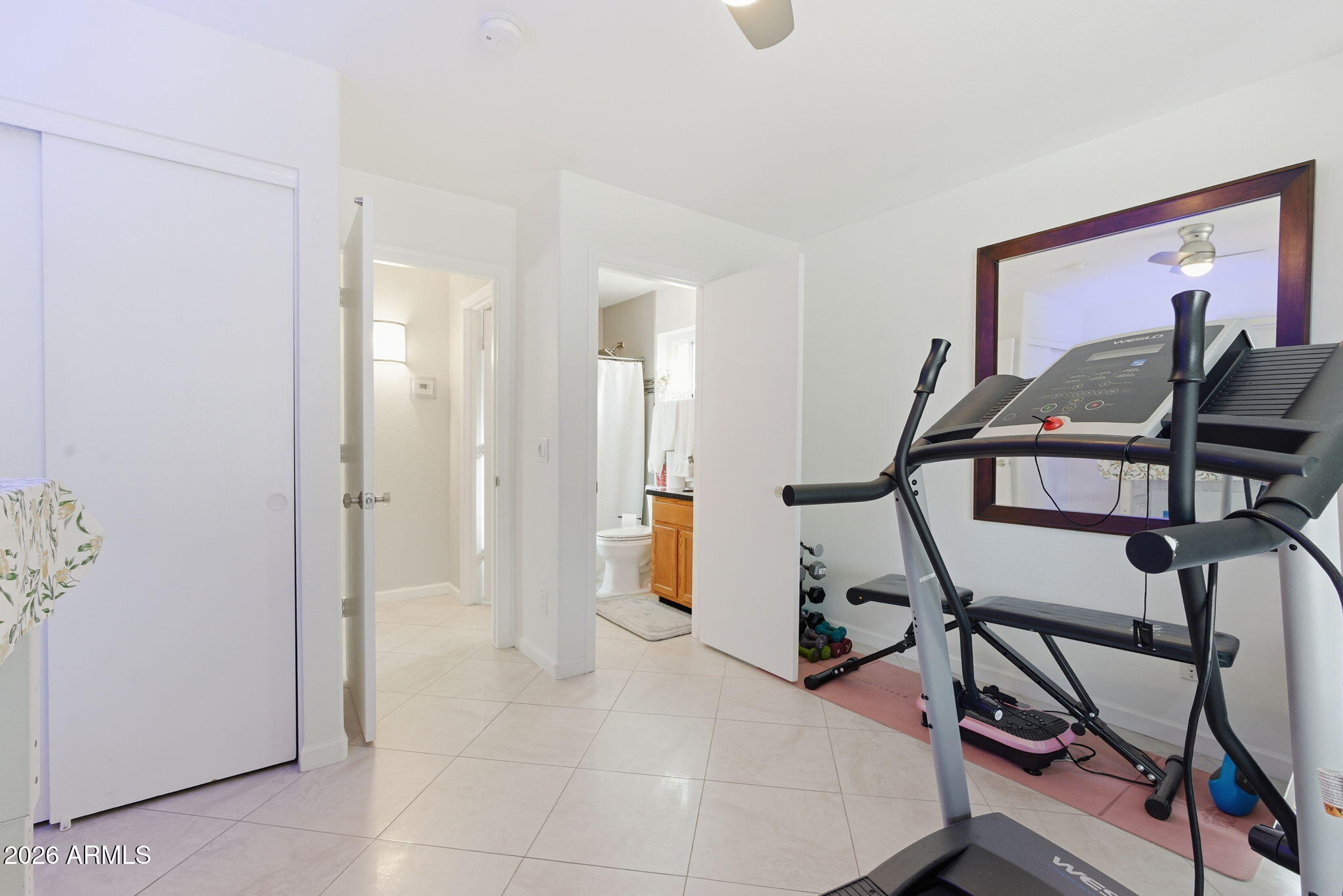 3607 W CAT BALUE Drive