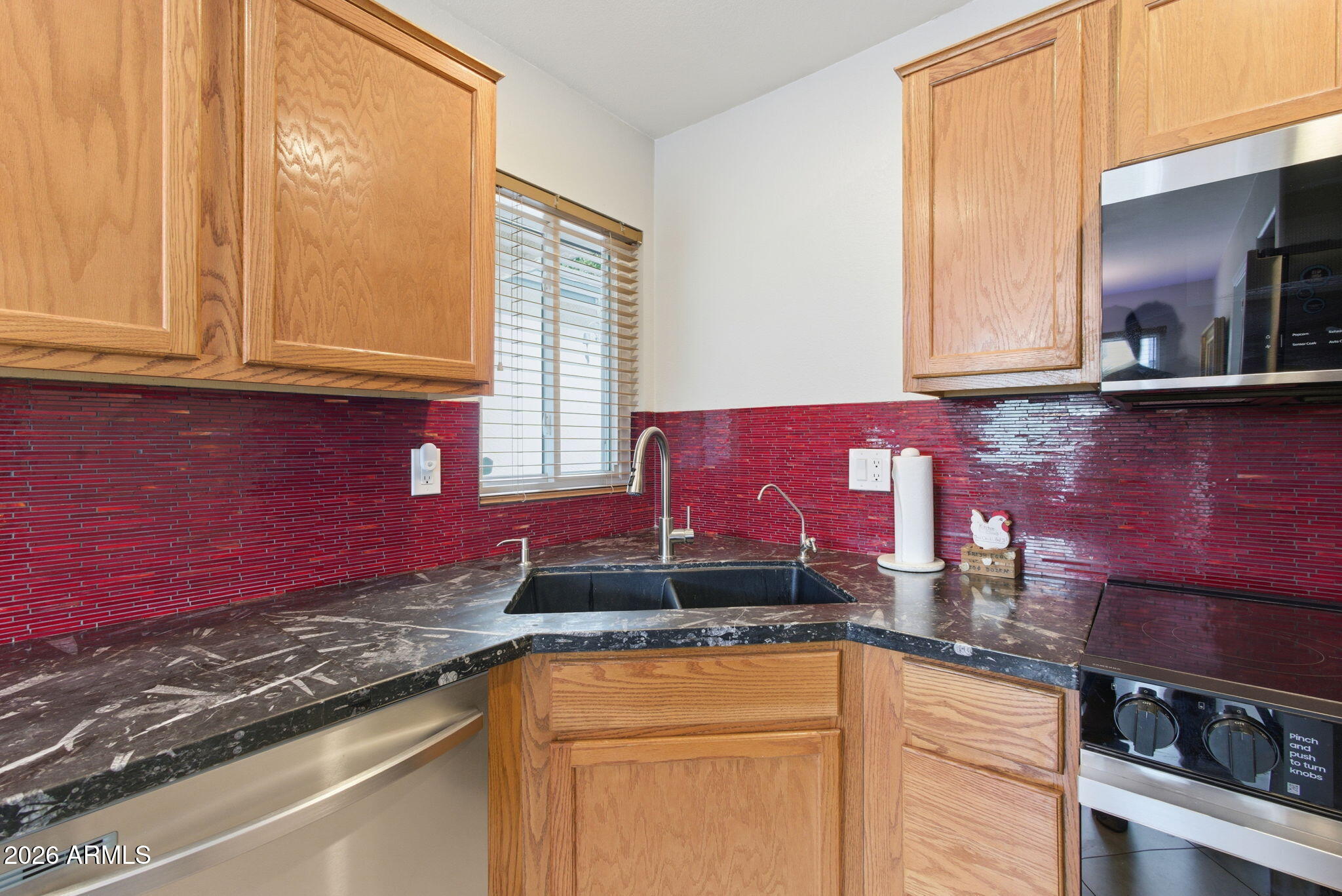 3607 W CAT BALUE Drive