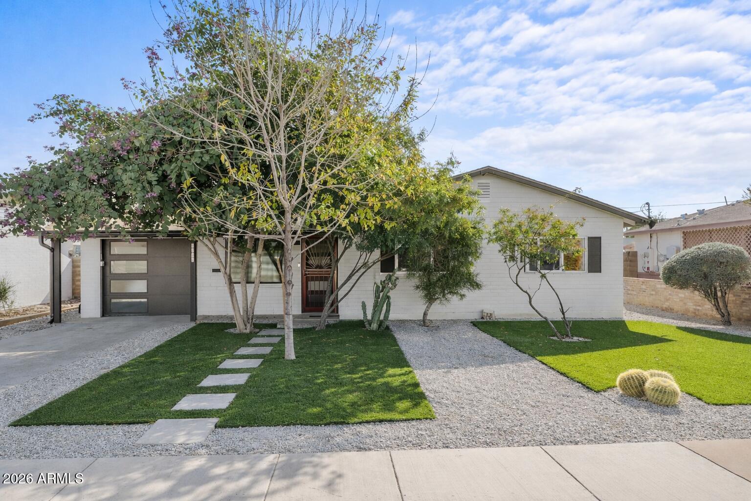 7647 E CATALINA Drive