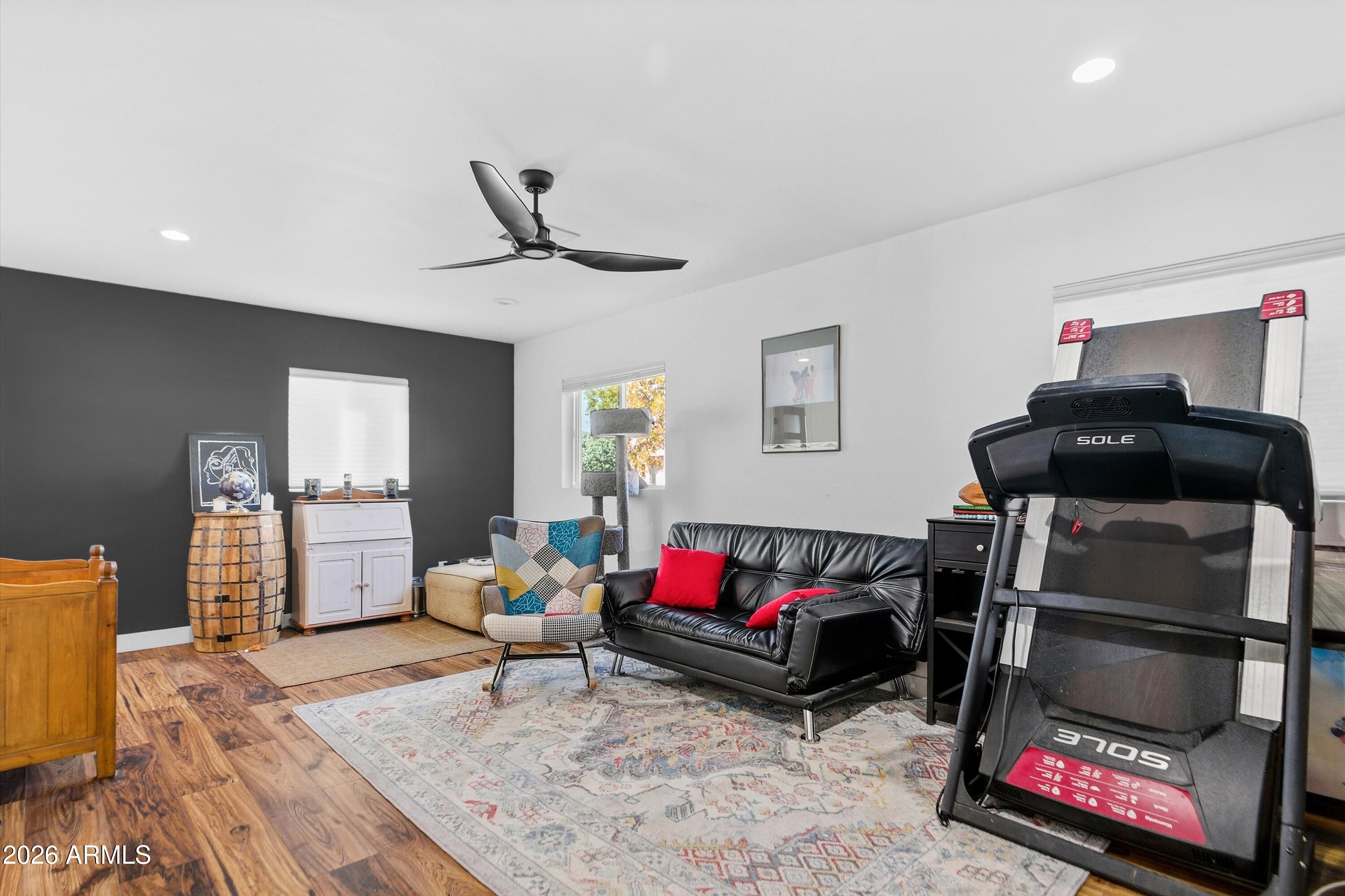 7647 E CATALINA Drive