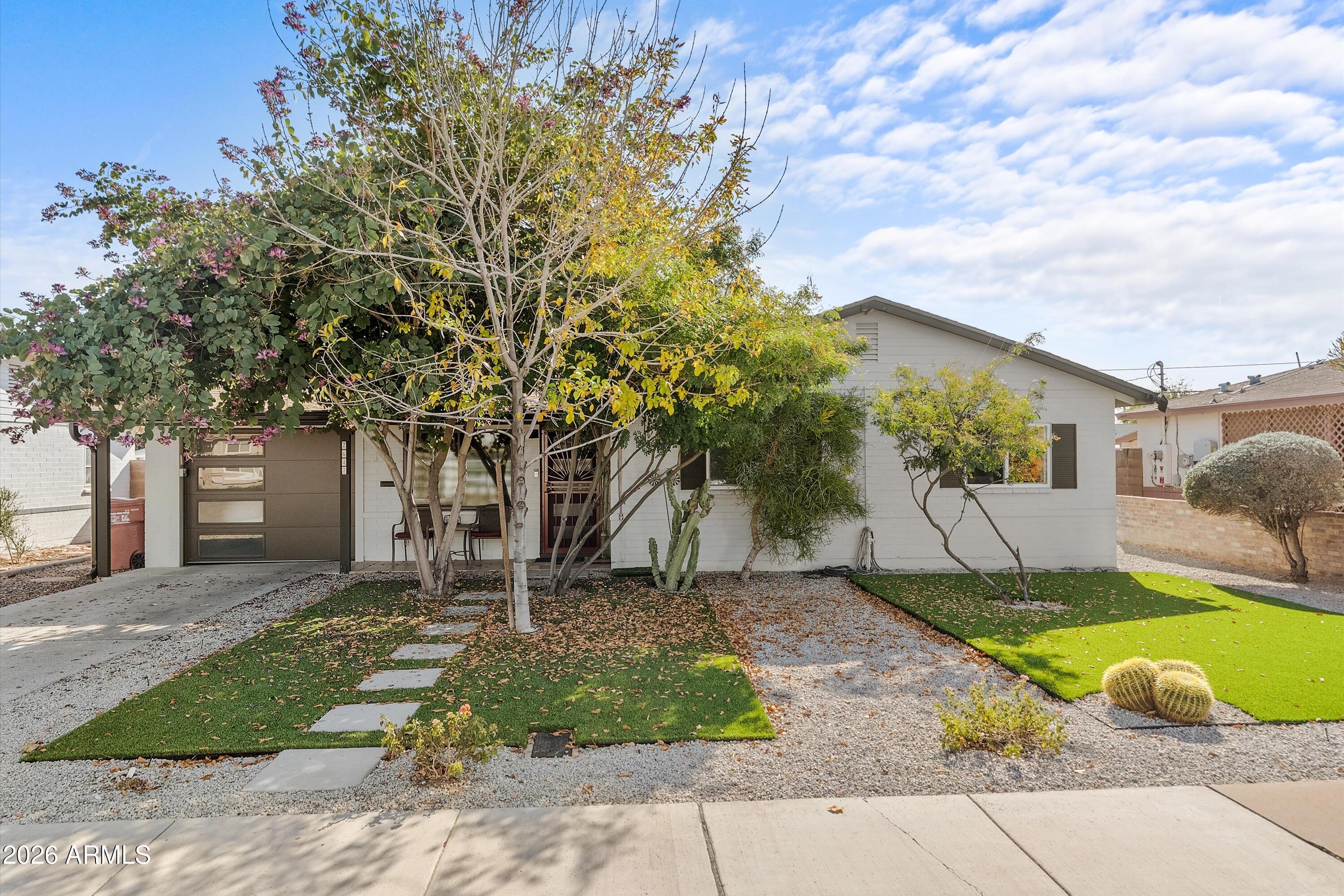 7647 E CATALINA Drive