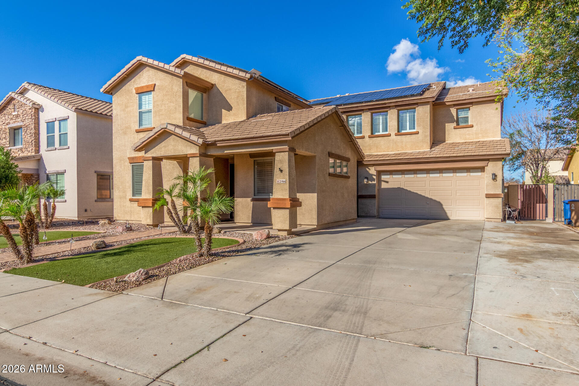 21466 E ROUNDUP Way
