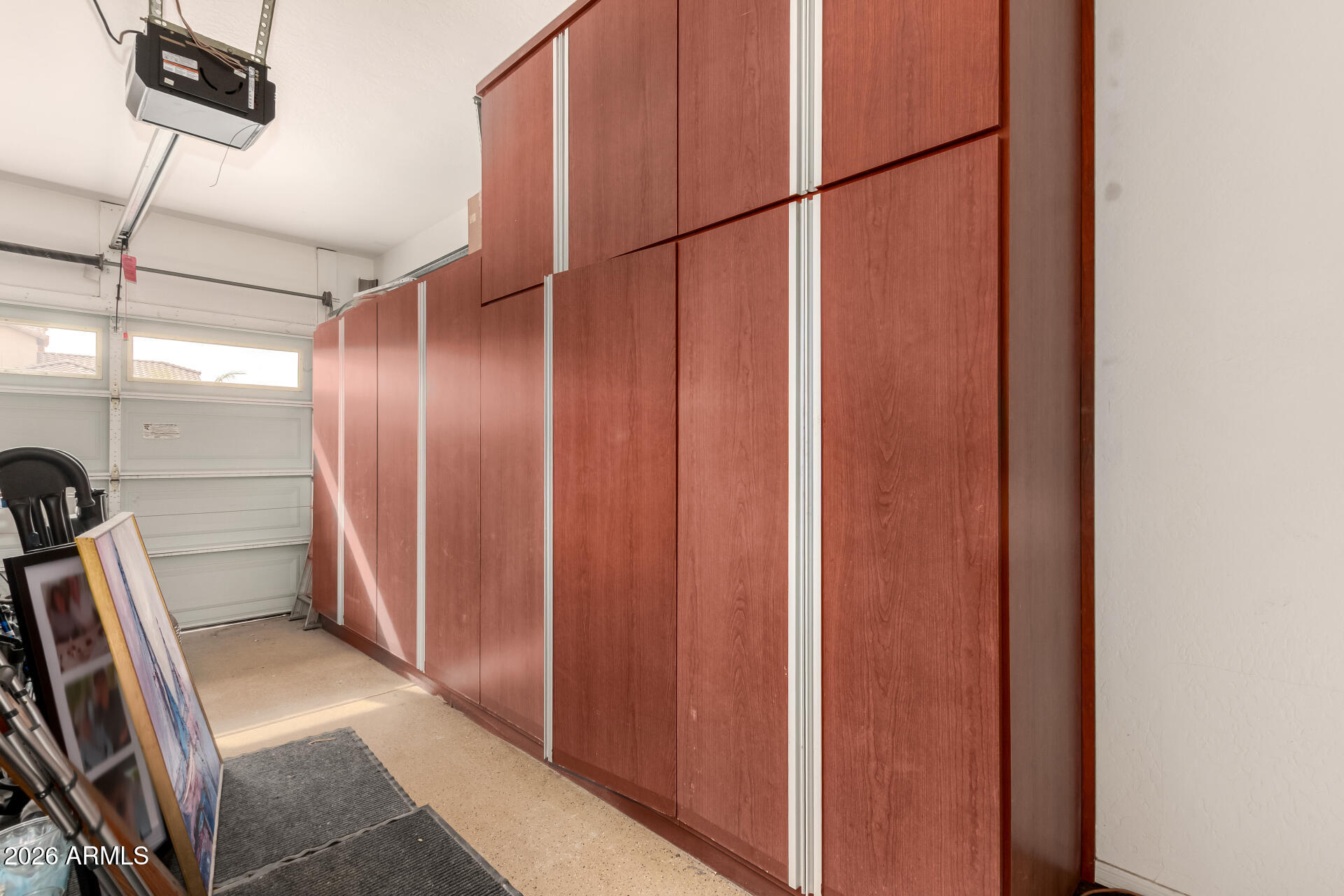 828 E TEAKWOOD Drive