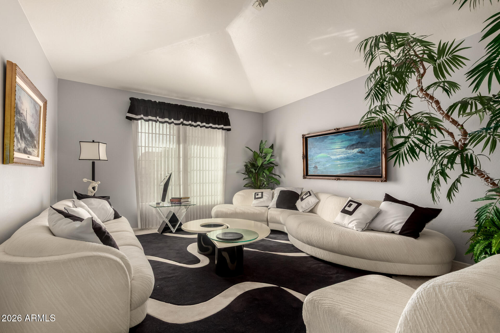 828 E TEAKWOOD Drive